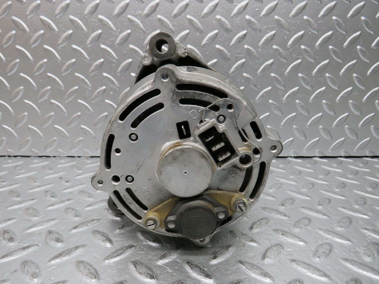 29809 Mercedes-Benz W123 230E Alternator Generator