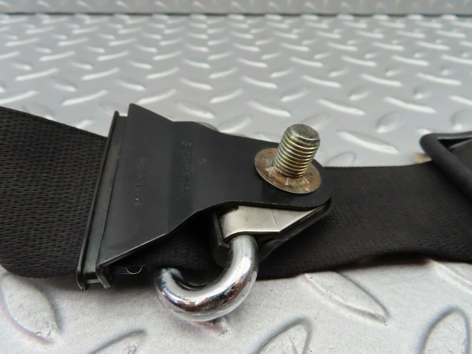 6189 Mercedes-Benz W126 380SE Rear Right Seat Belt 1268600585