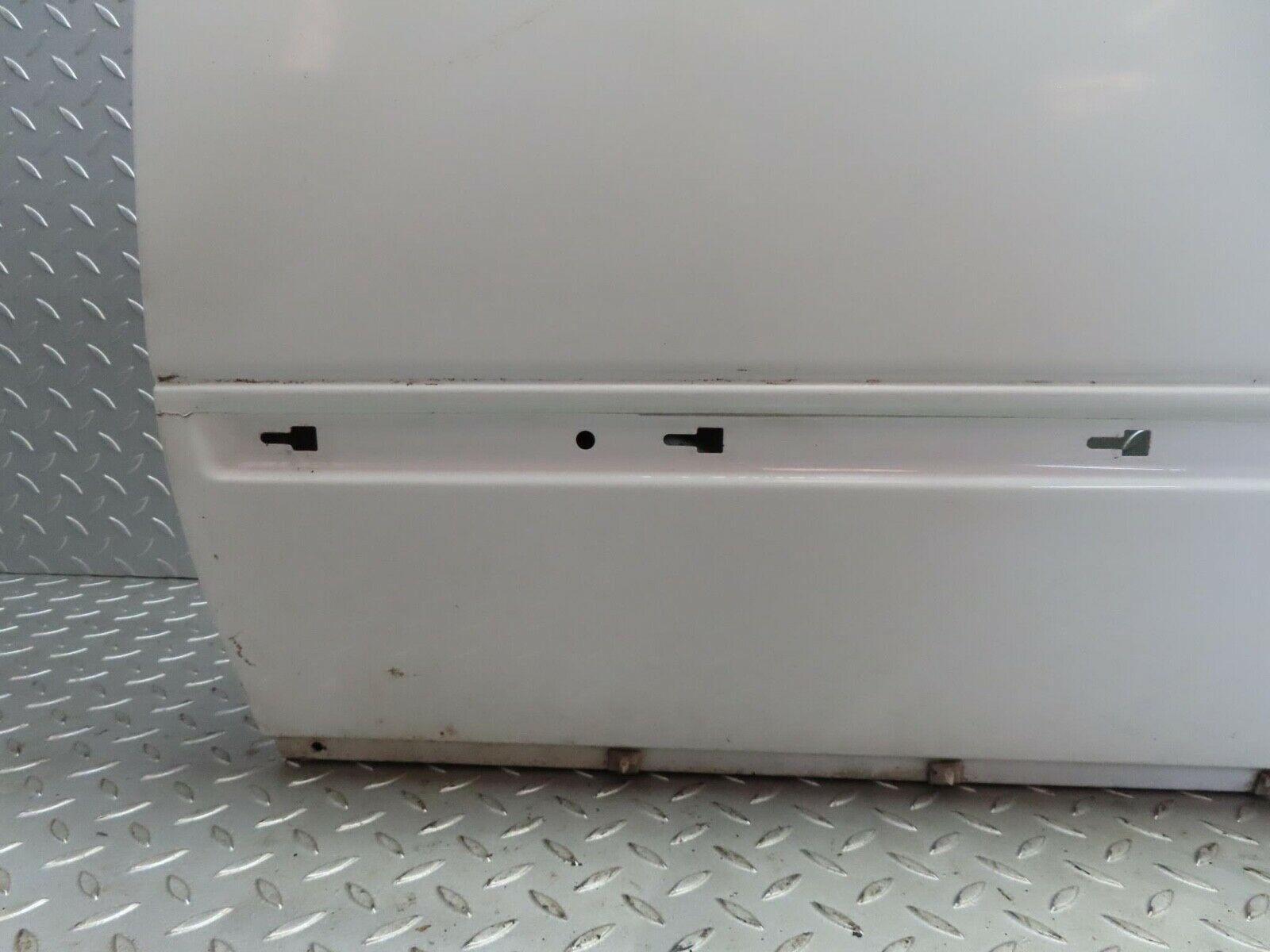 16210 Mercedes-Benz W124 260E Front Left Door