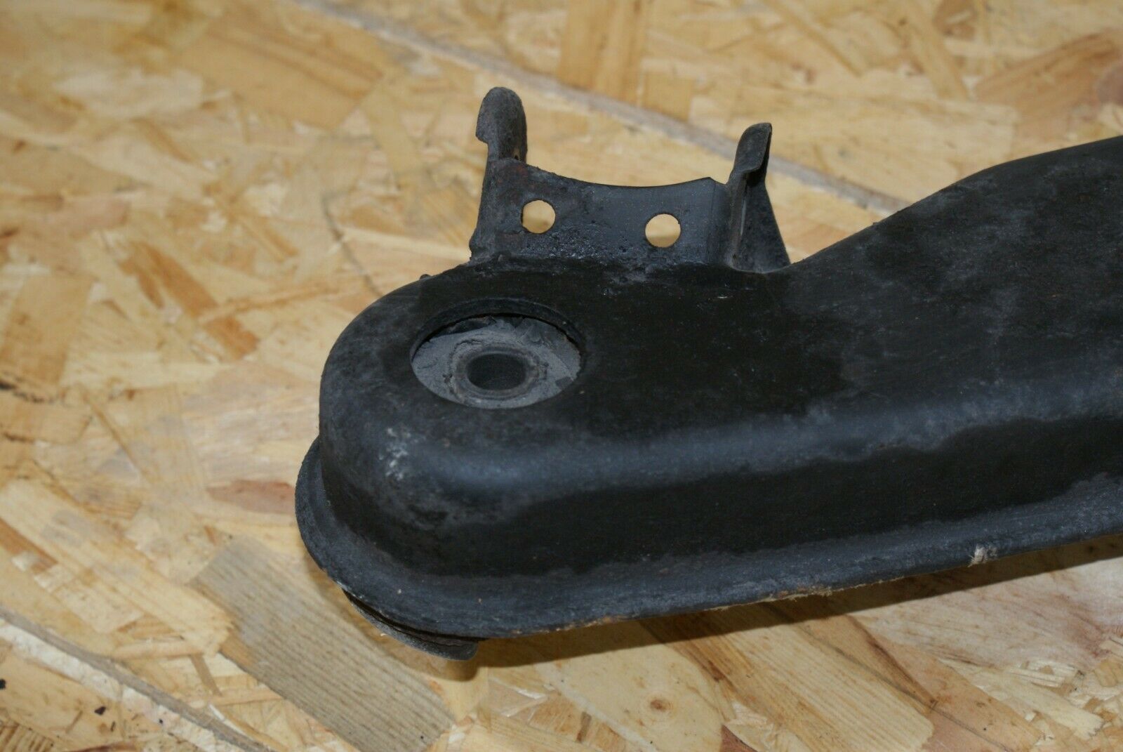 2195 Mercedes-Benz C107 350SLC Coupe Coupe Rear Subframe Axle Carrier Suspension