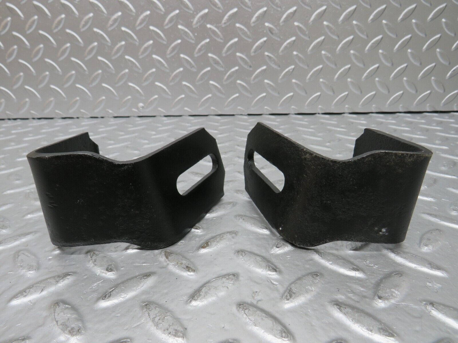 26754 Mercedes-Benz W116 450SE Front Bumper Holder Bracket Pair