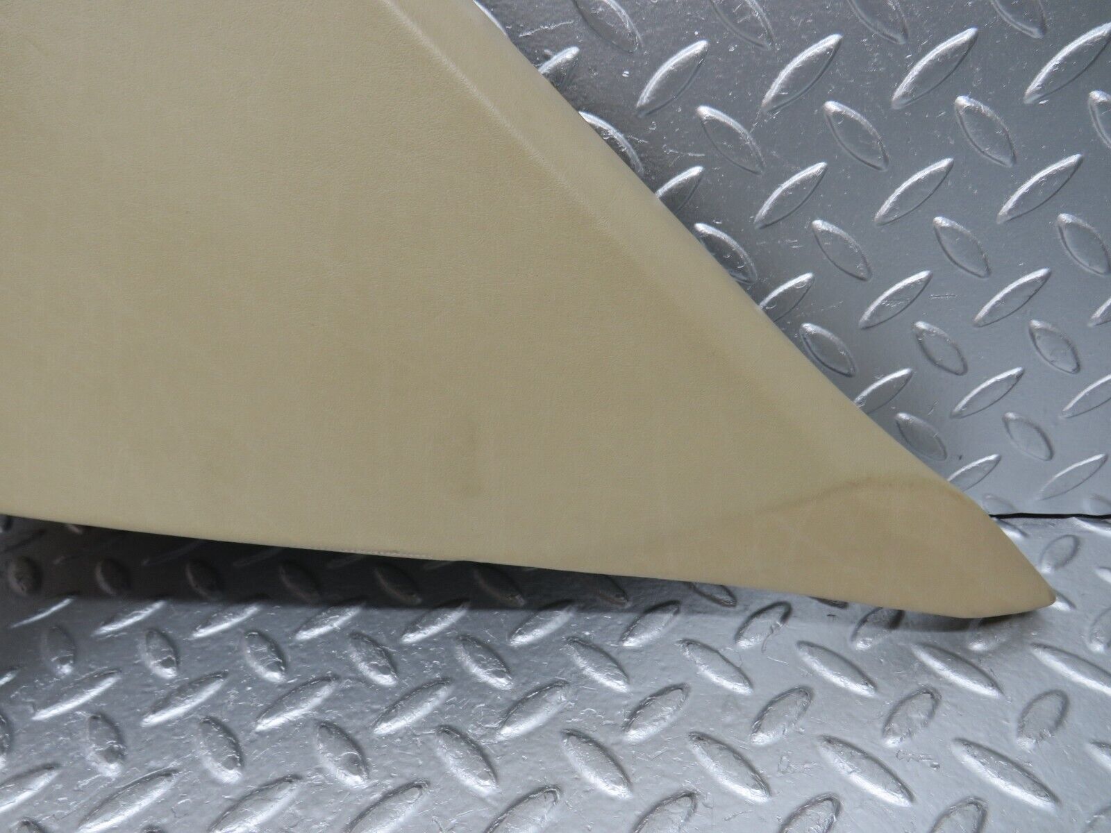 29239 Mercedes-Benz W124 230E C Pillar Panel Right 1246950244