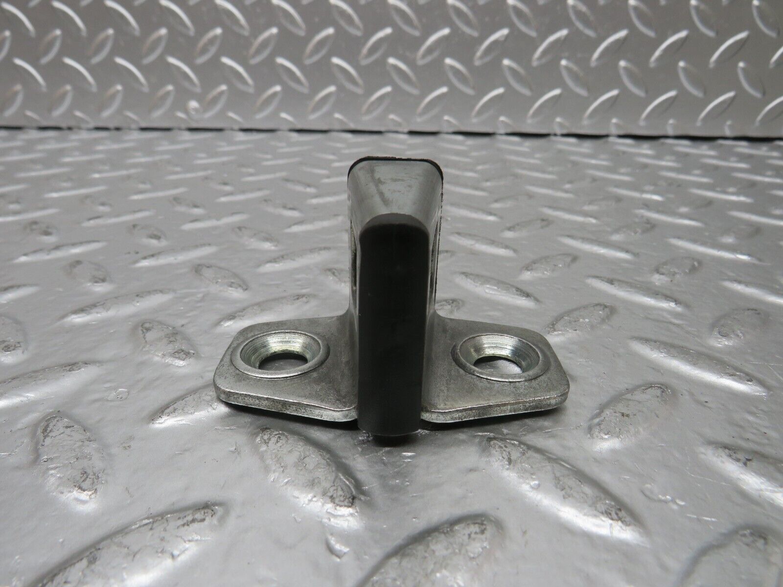 25186 Mercedes-Benz W201 190D Door Lock Latch