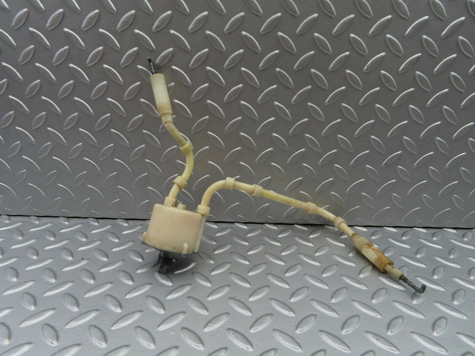 6411 Mercedes-Benz W126 380SE Heater Regulator 1268300485