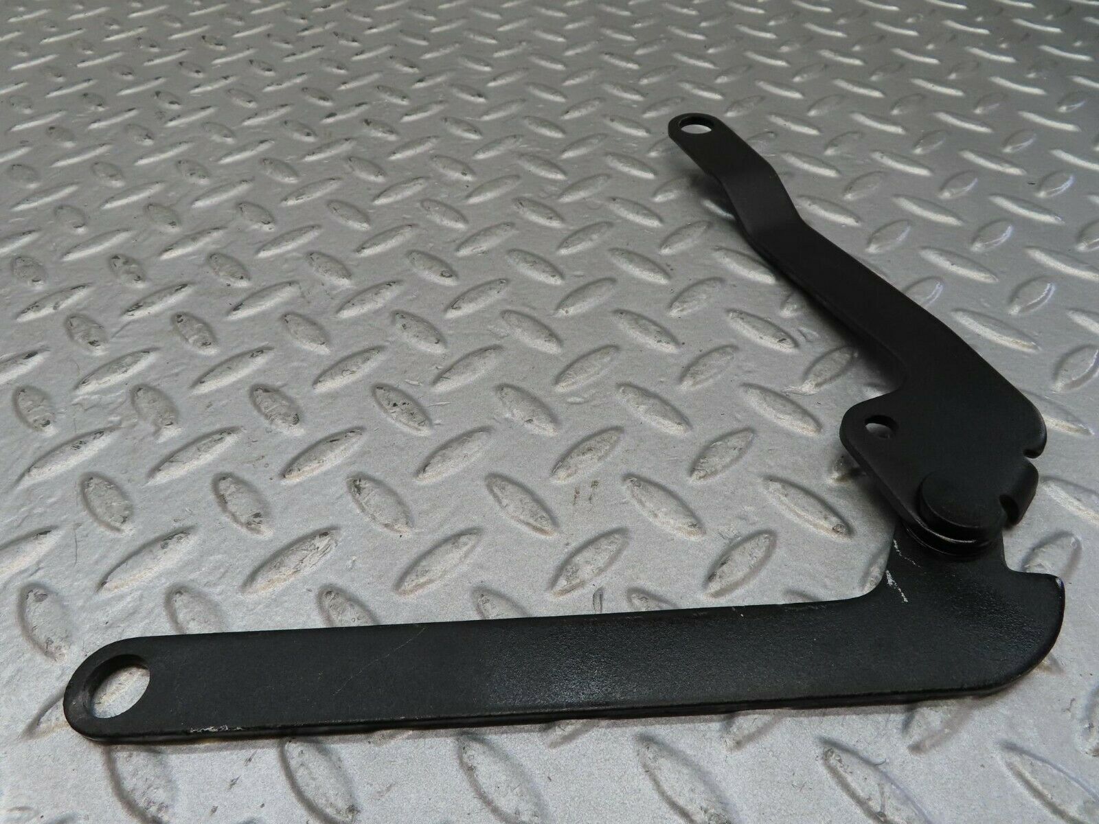 16606 Mercedes-Benz C107 380SLC Bonnet Hinge Left Side