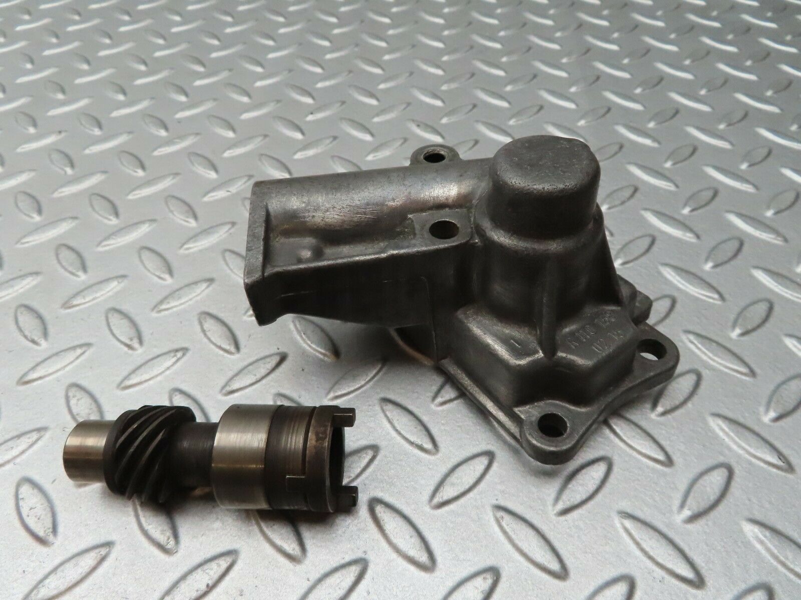 4822 Mercedes-Benz W114 280CE Coupe Ignition Distributor Housing 1101580215