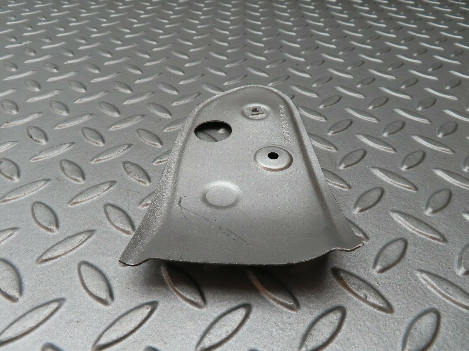 4231 Mercedes-Benz V123 240D LWB Rear Bumper Reinforcement Right 1238803416