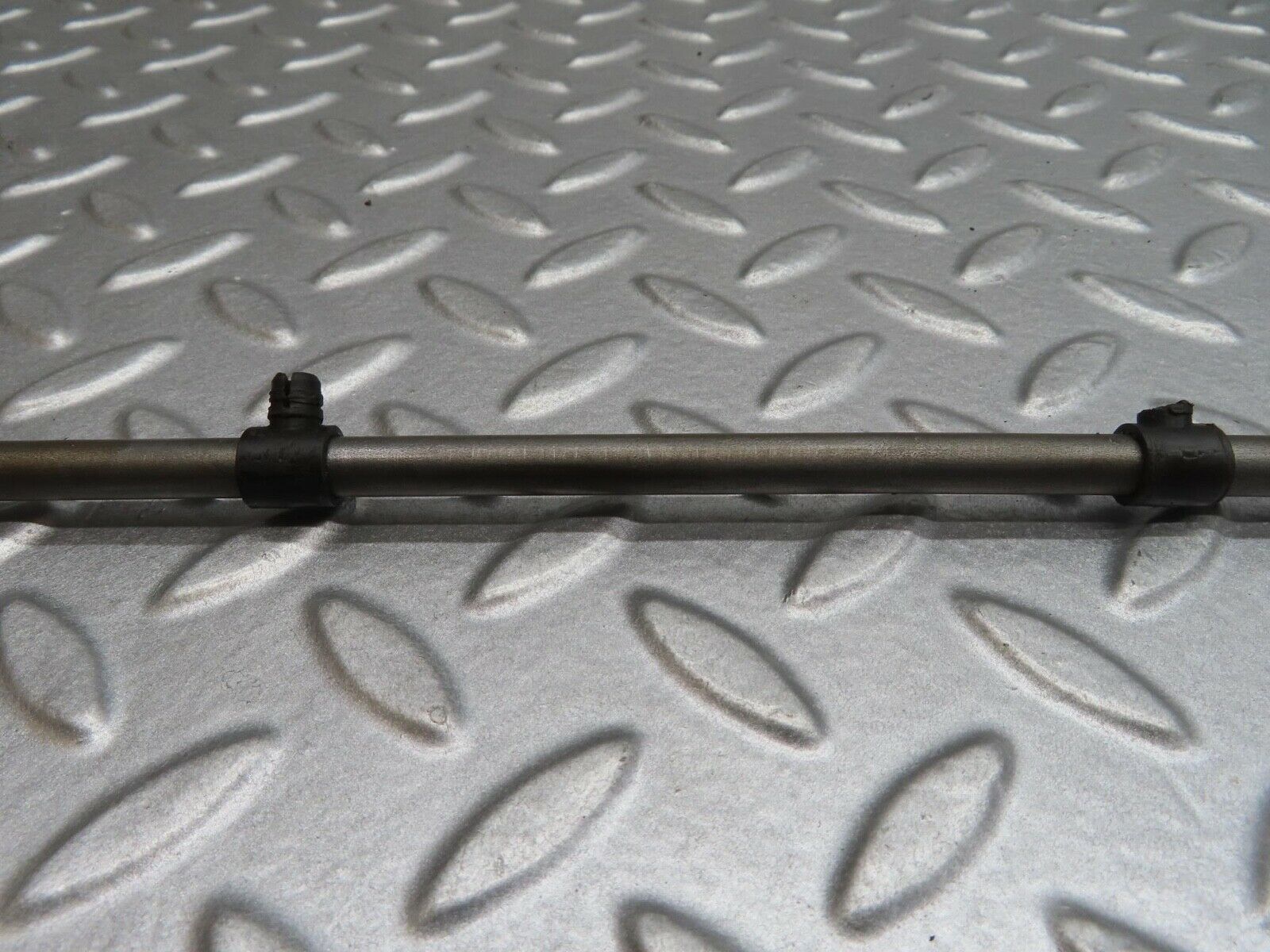 13360 Mercedes-Benz C107 350SLC Coupe Camshaft Oil Tube