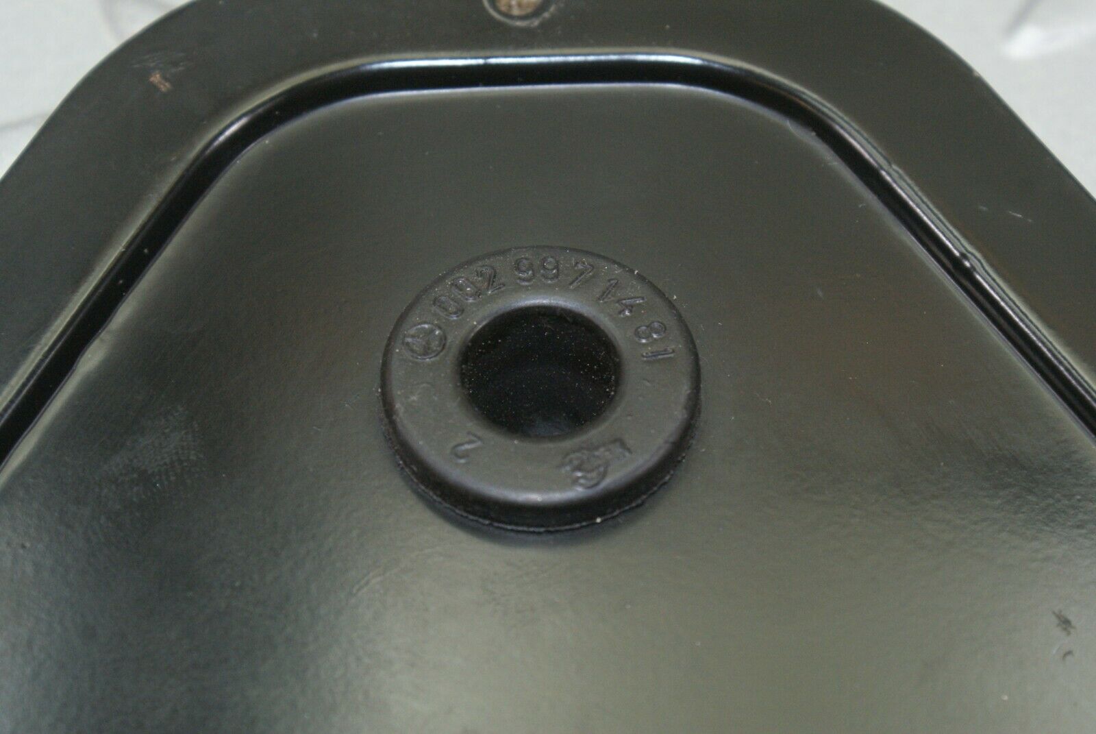 3026 Mercedes-Benz C123 280CE Coupe Rear Bottom Window Access Panel