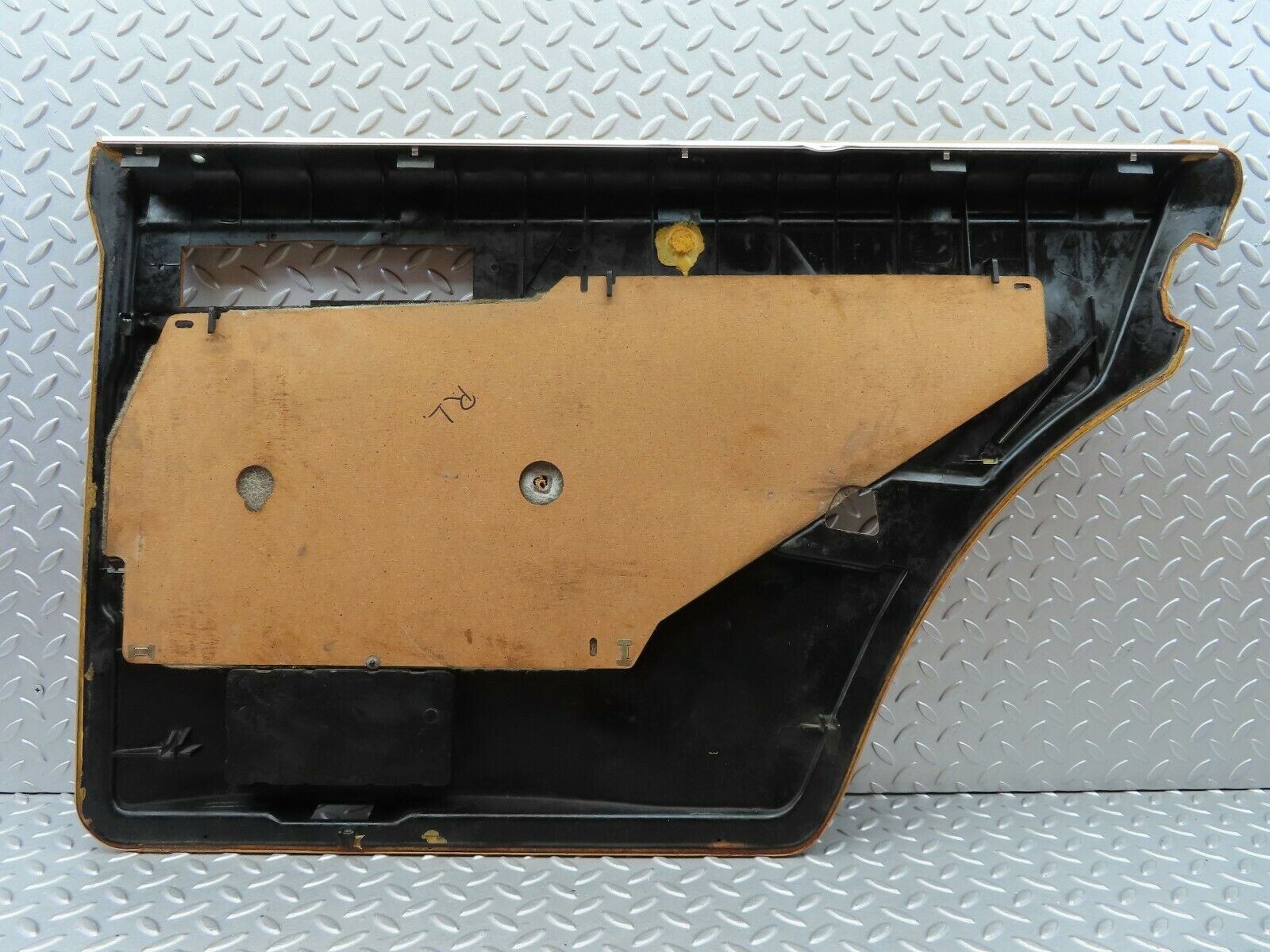 6054 Mercedes-Benz W126 380SE Rear Left Door Card Palomino 1267370170