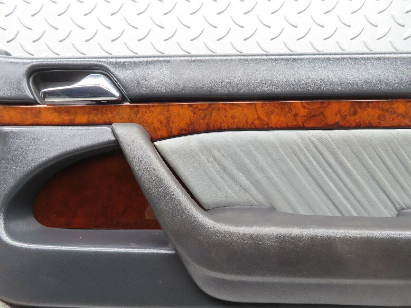 14863 Mercedes-Benz W140 S320 Front Right Door Card