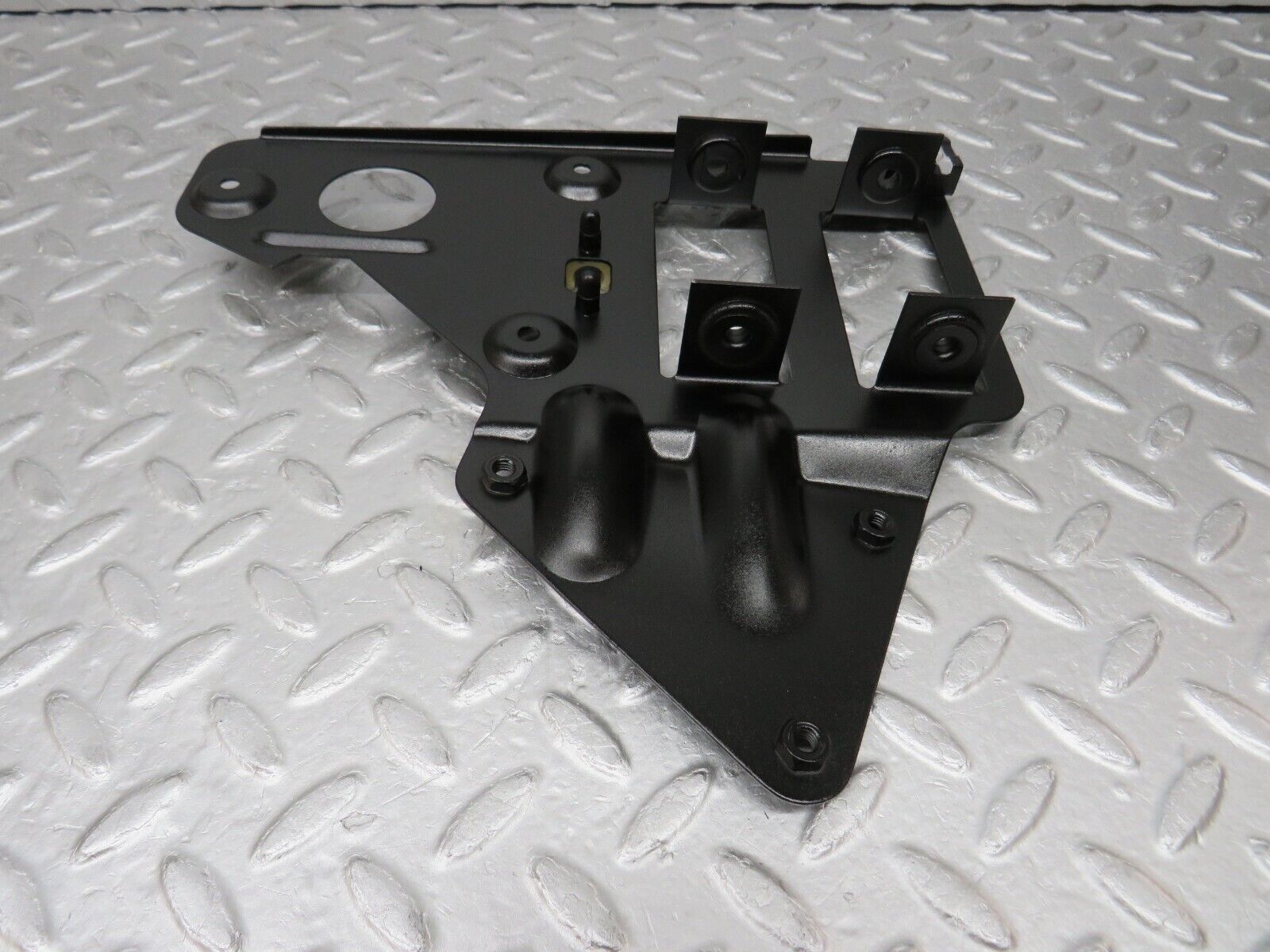 37486 Mercedes-Benz W109 300SEL Sunroof Motor Bracket