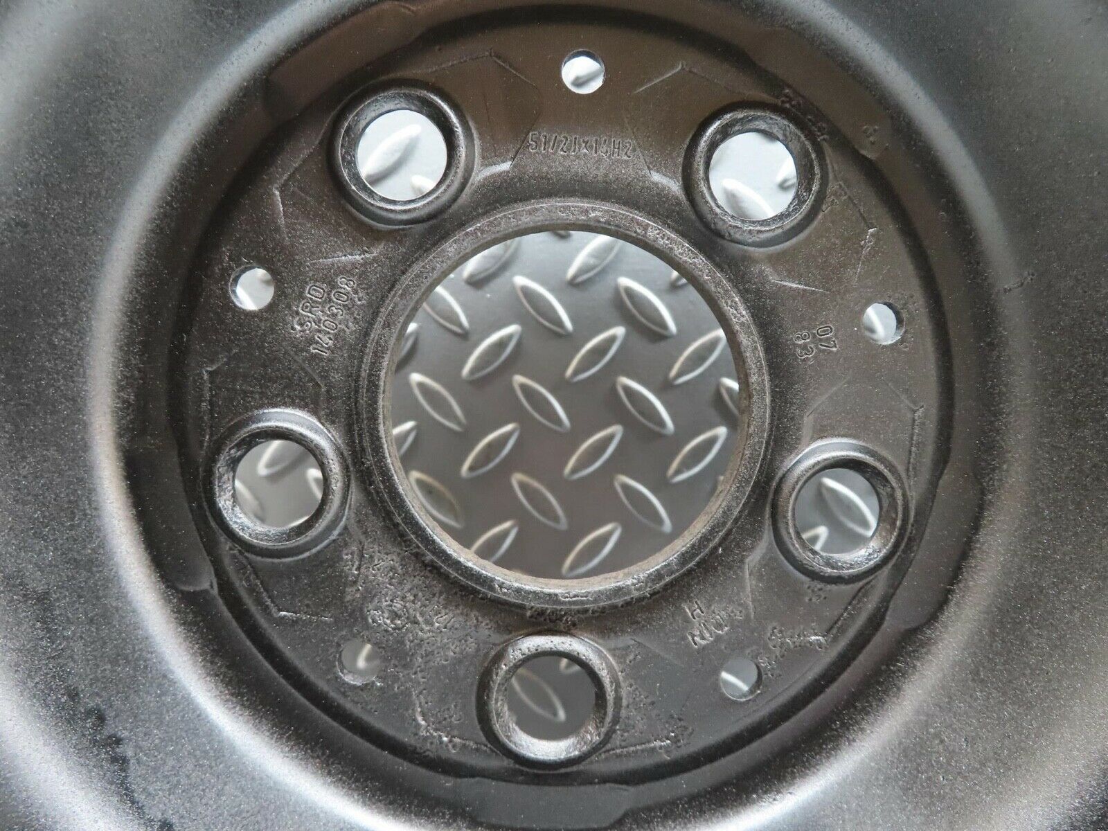 13763 Mercedes-Benz Steel Wheel 5.5Jx14H2 ET30 5x112 1234000302