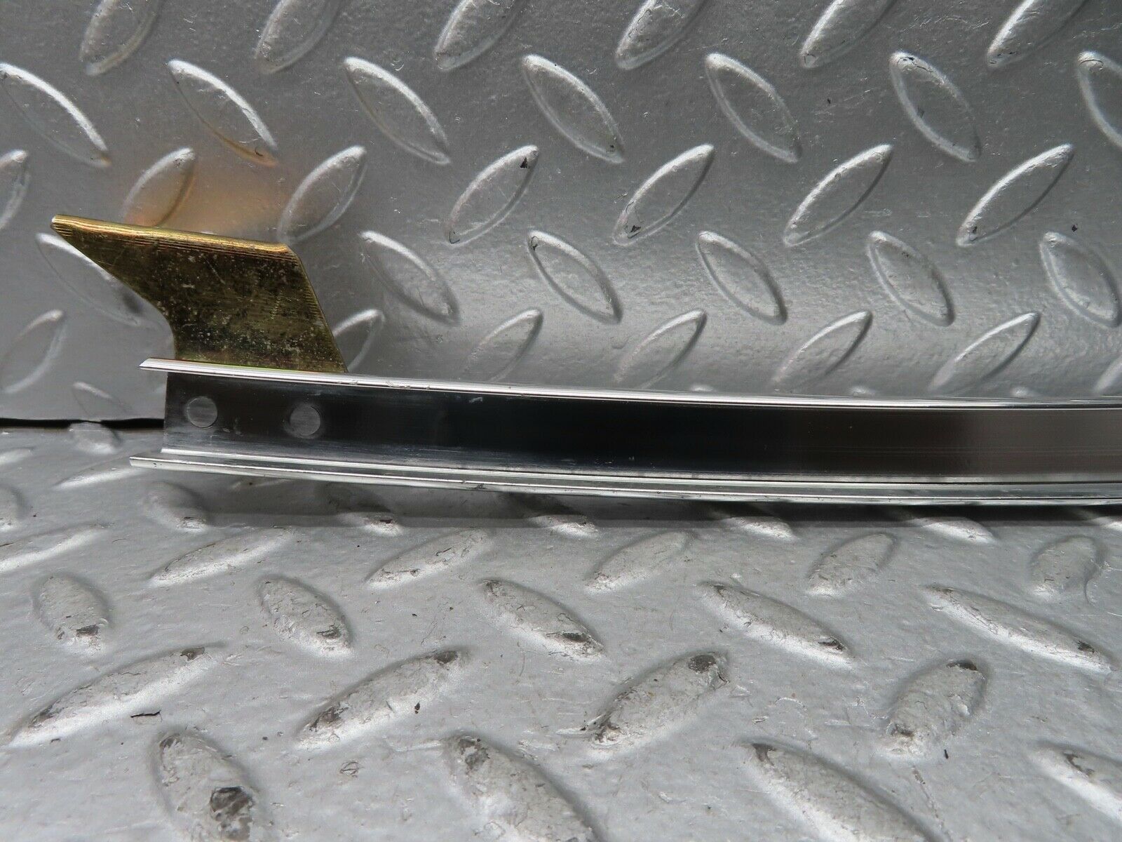 21575 Mercedes-Benz W126 300SE Rear Left Door Chrome Window Channel