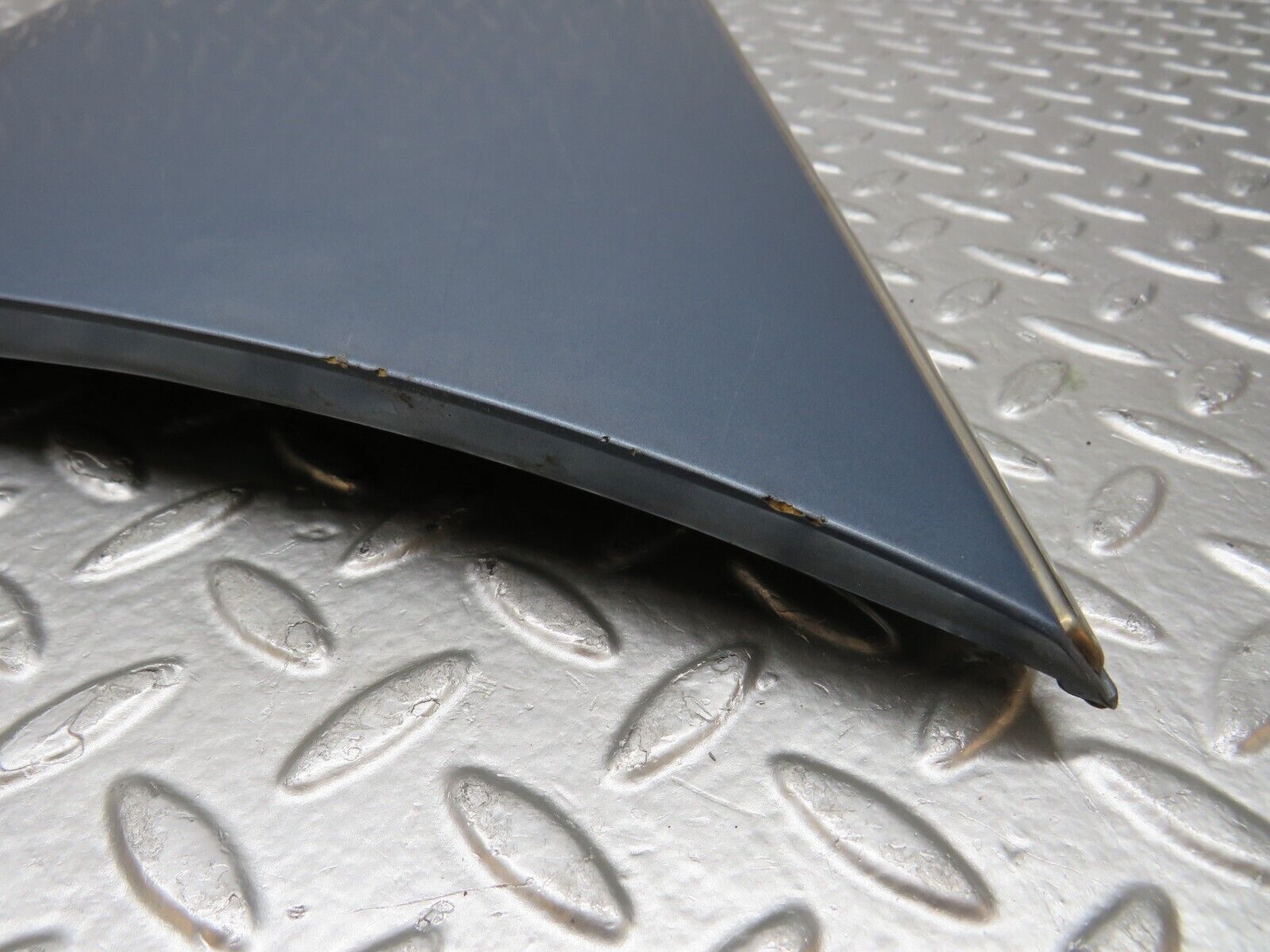 31296 Mercedes-Benz S124 220TE Wagon Rear Left Door Lower Moulding 1246901740