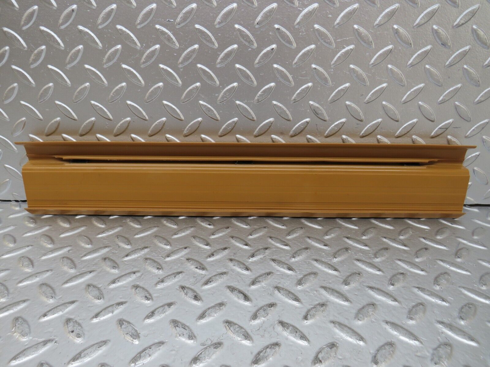 27105 Mercedes-Benz W123 280E Rear Left Door Sill