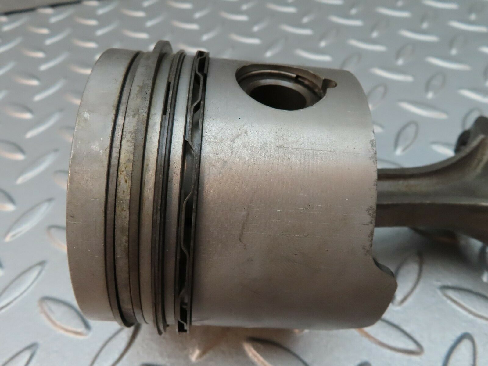 3503 Mercedes-Benz W108 280SE Piston With Connecting Rod 86.49 mm