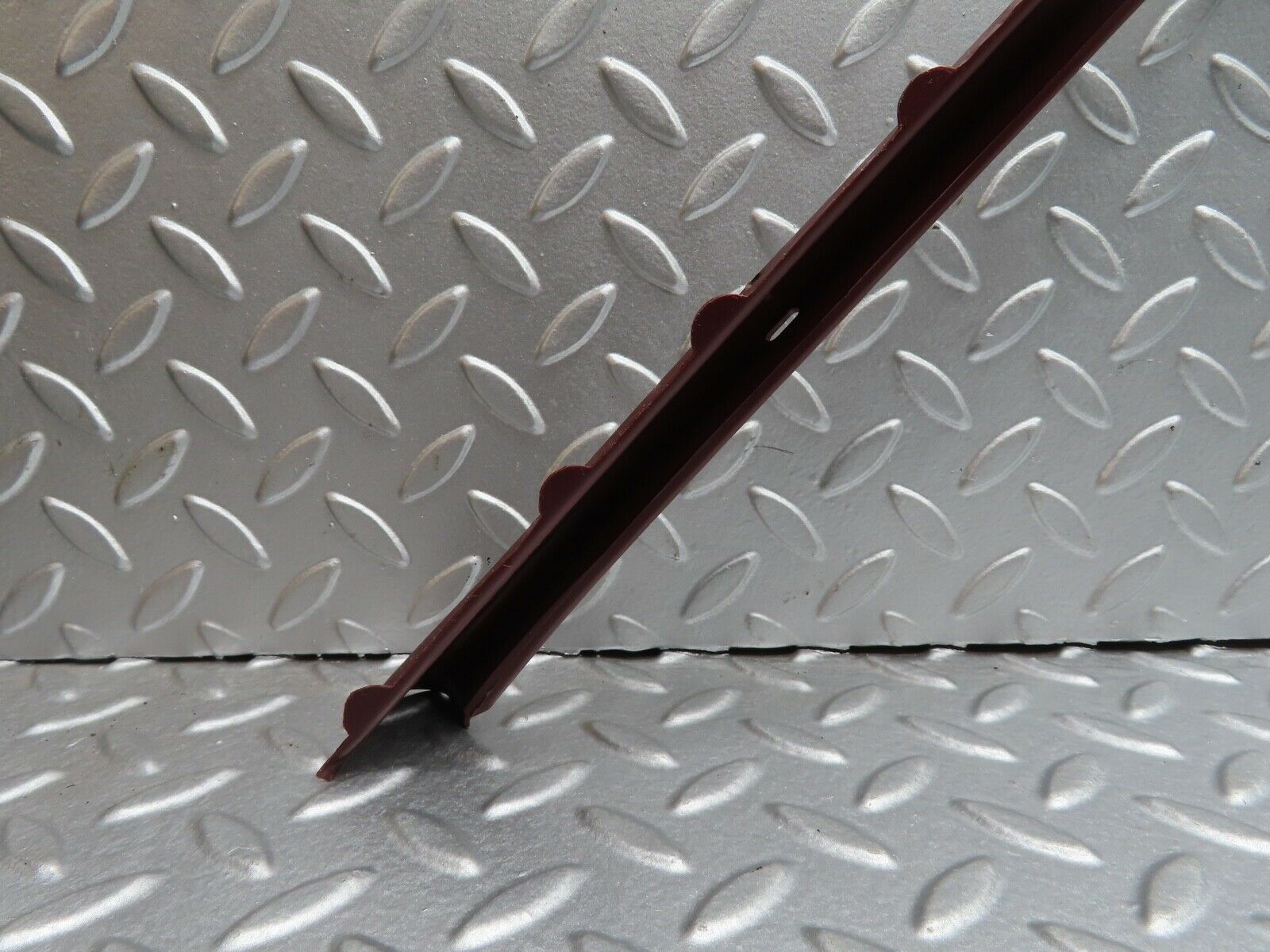 21427 Mercedes-Benz W126 300SE Rear Right Door Window Frame Cover 1267350671