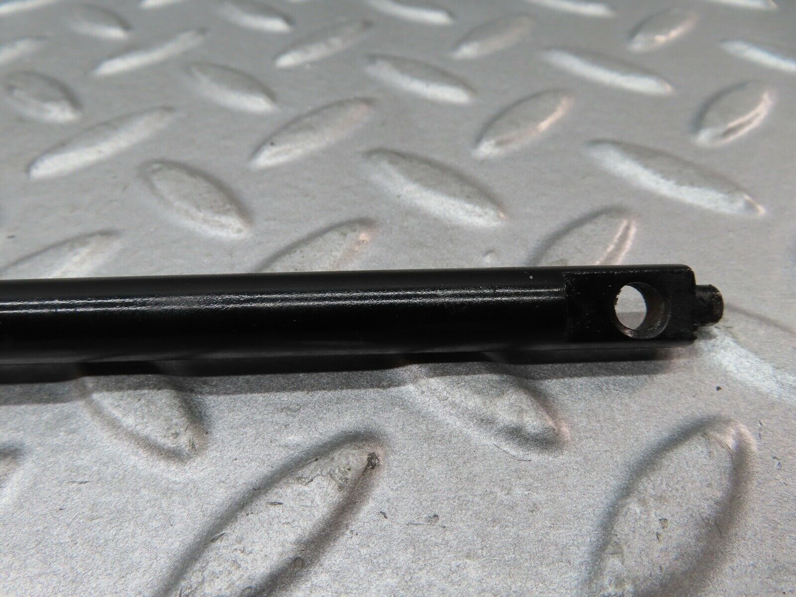 17796 Mercedes-Benz W116 450SEL Handbrake Regulator