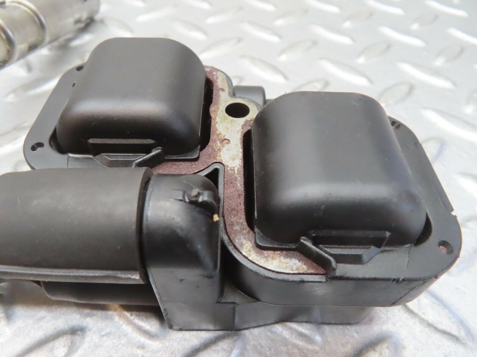 13405 Mercedes-Benz W220 S430 Ignition Coil 0001587803