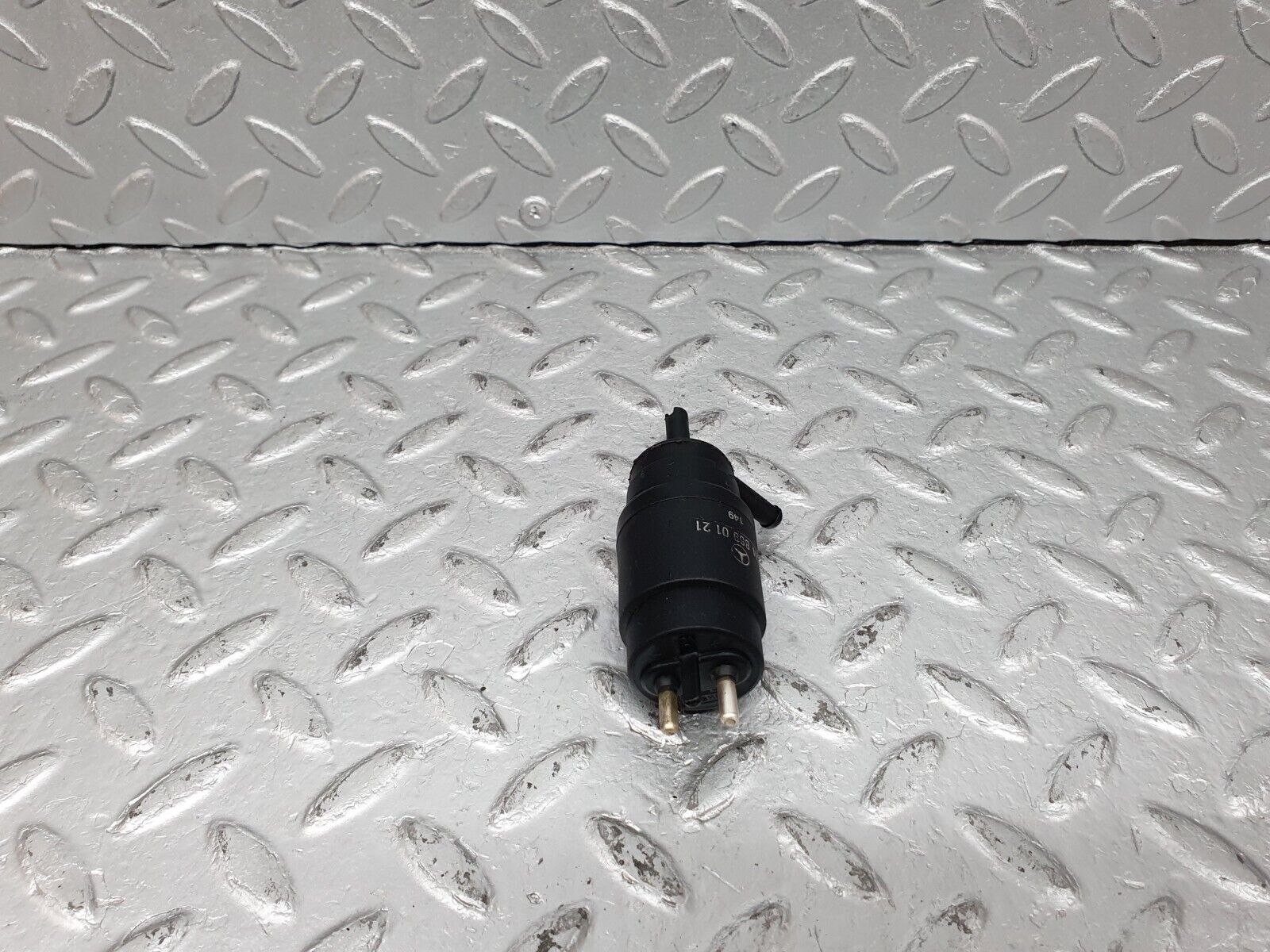 41096 Mercedes-Benz W126 300SE Windscreen Washer Pump 1248690121