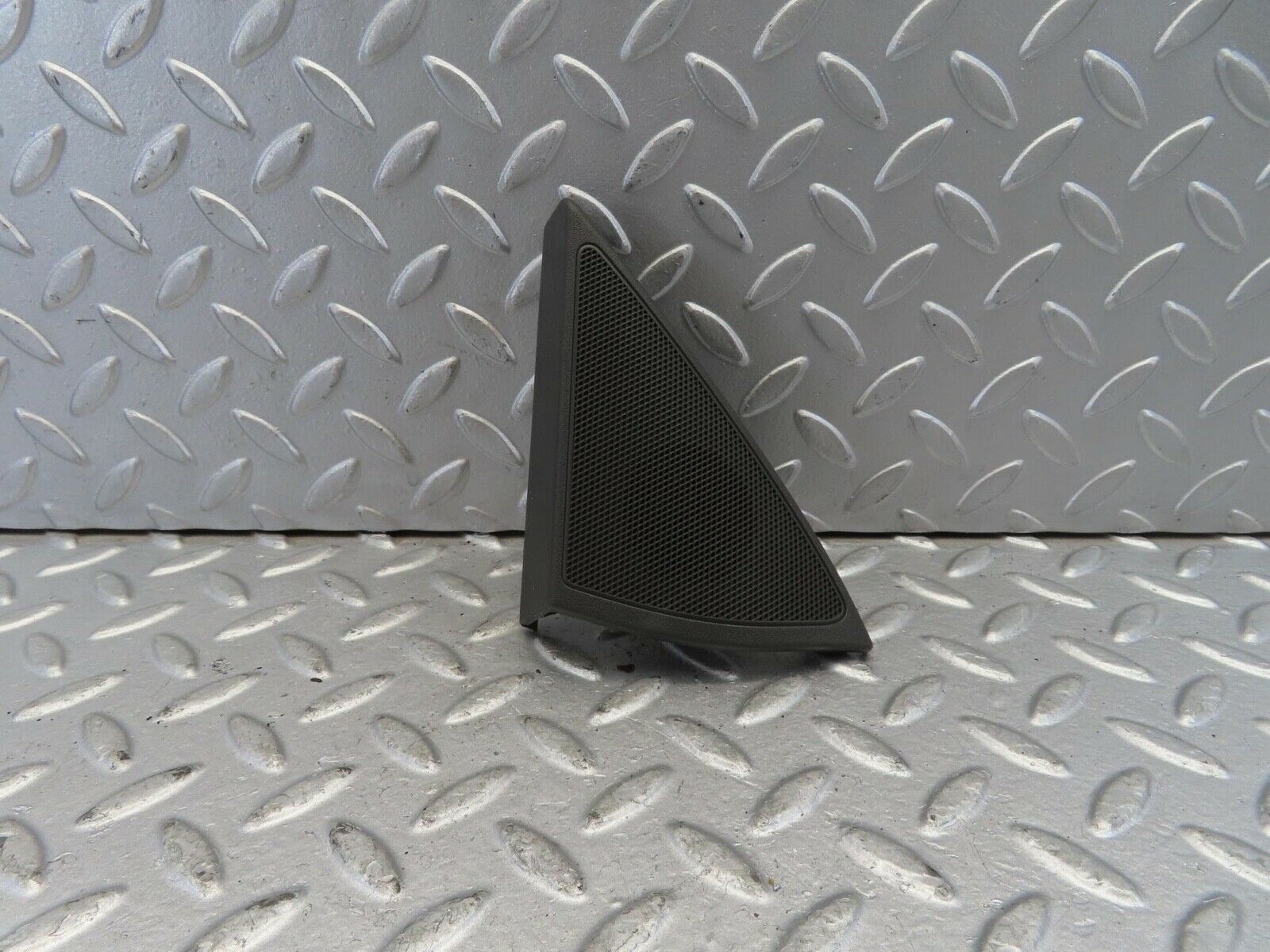 11077 Mercedes-Benz W221 S320 Front Left Door Speaker 2217280356