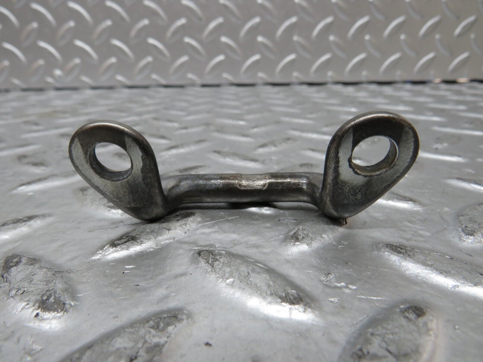 27803 Mercedes-Benz S124 300TE Wagon Trunk Lock Latch