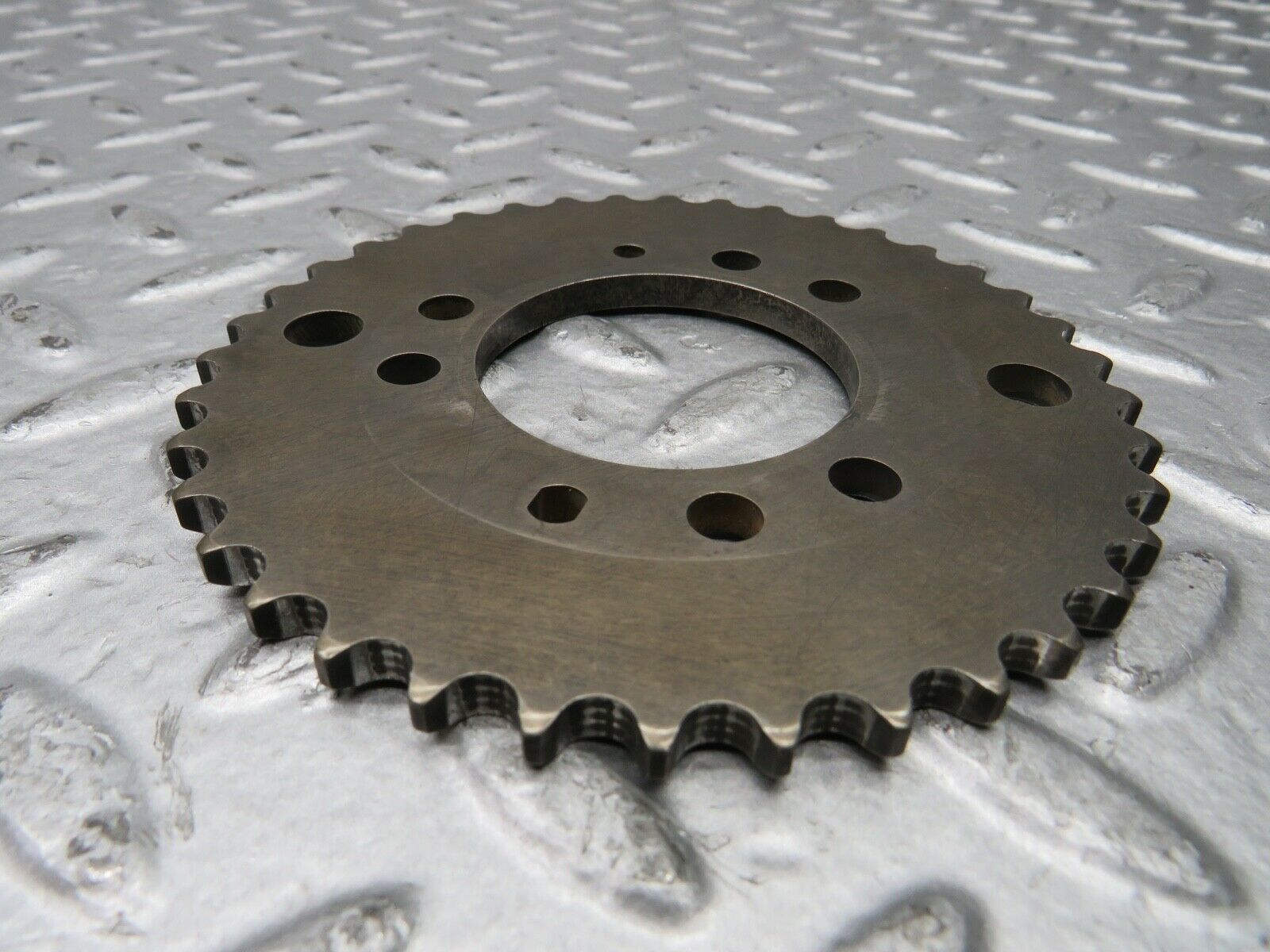 21813 Mercedes-Benz W126 300SE Camshaft Timing Gear