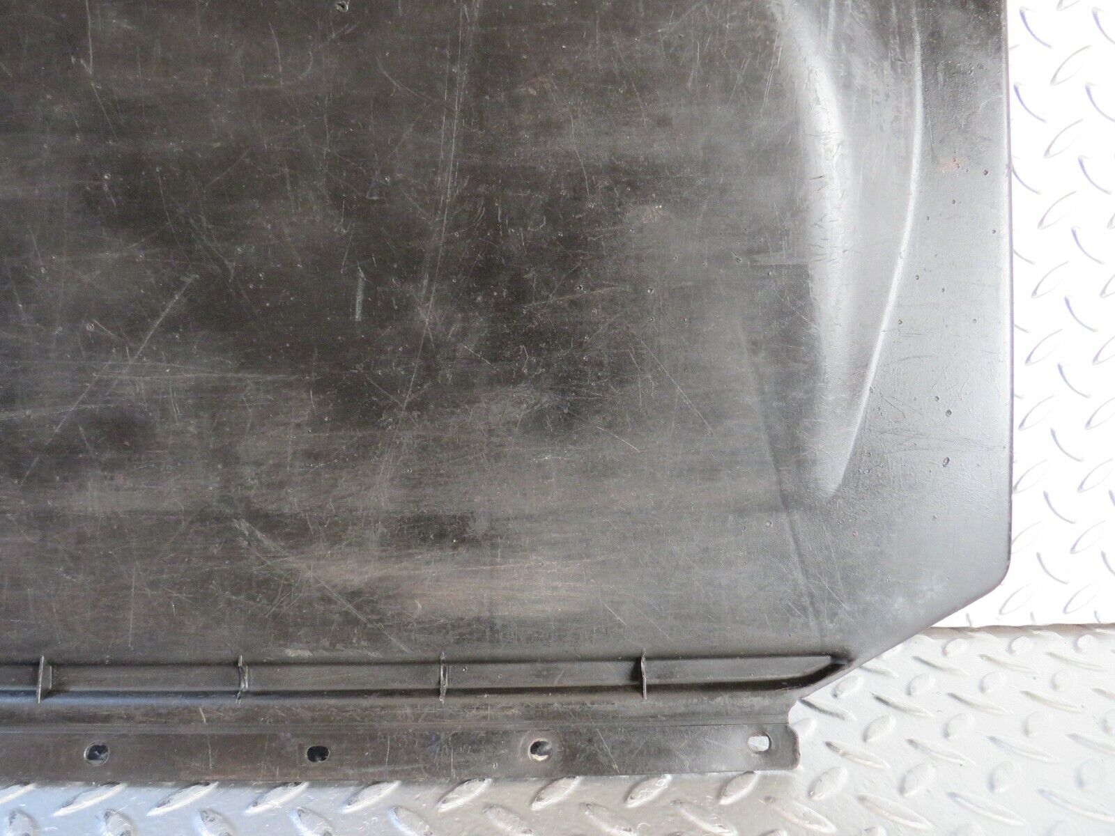 22850 Mercedes-Benz C107 450SLC Coupe Spare Wheel Cover 1076930033