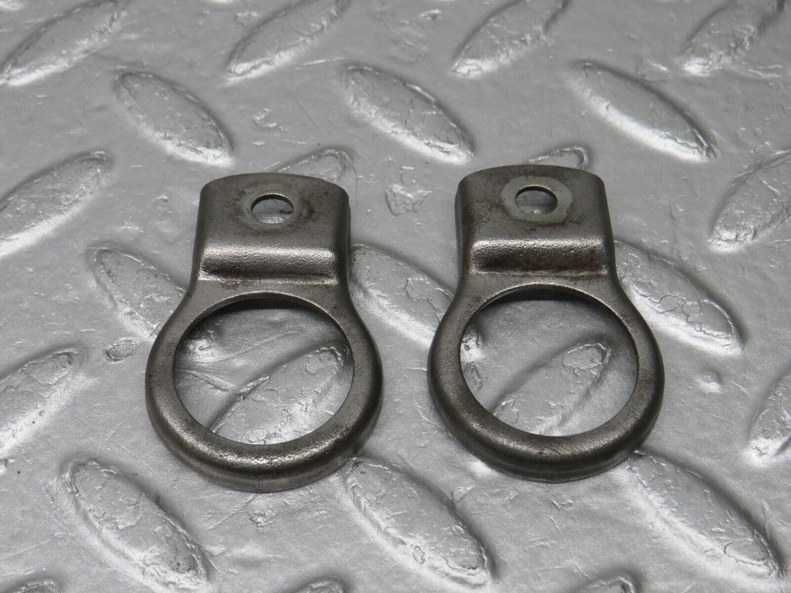 37567 Mercedes-Benz W109 300SEL Fuel Injector Bracket