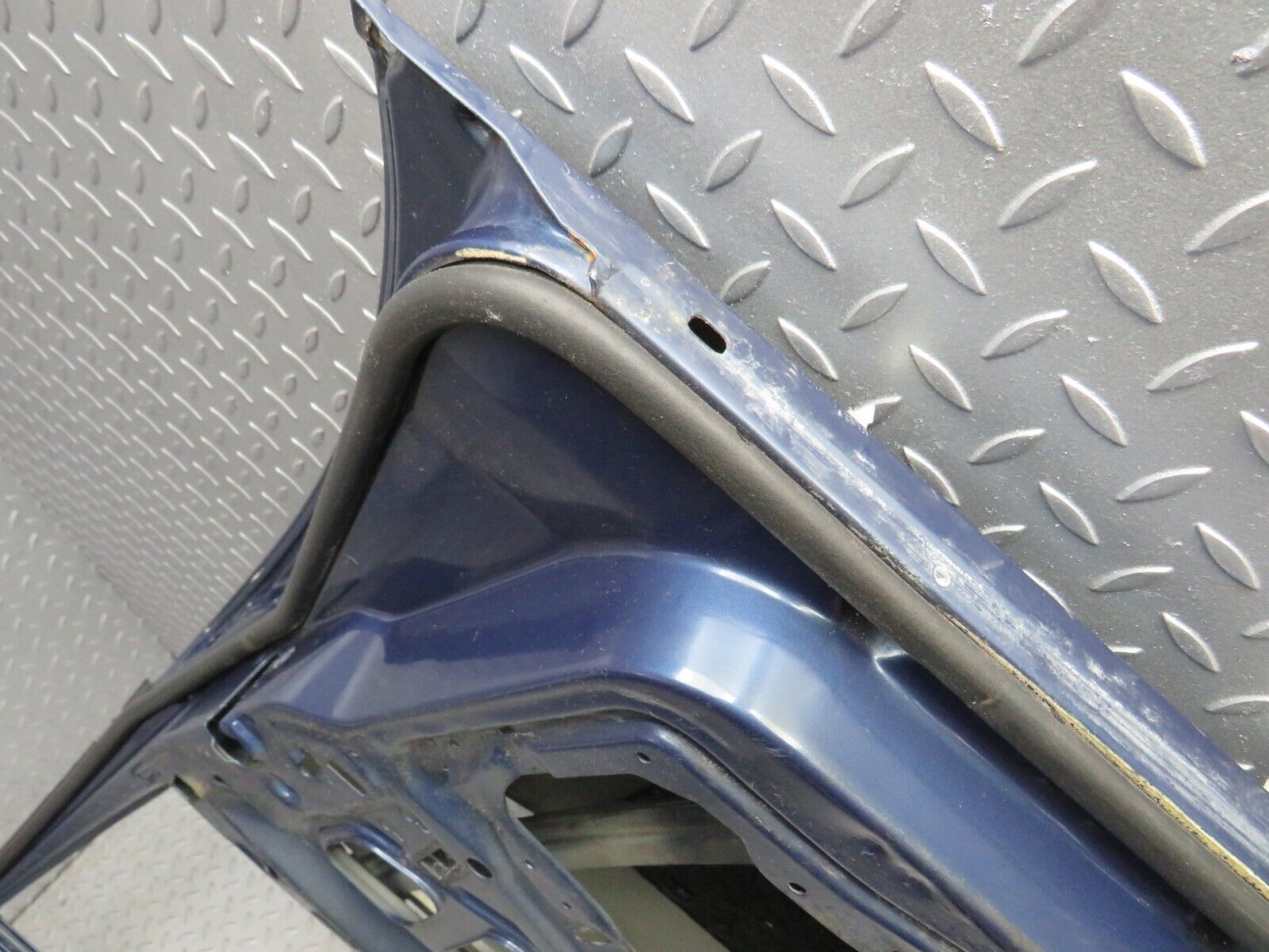 31415 Mercedes-Benz S124 220TE Wagon Front Right Door