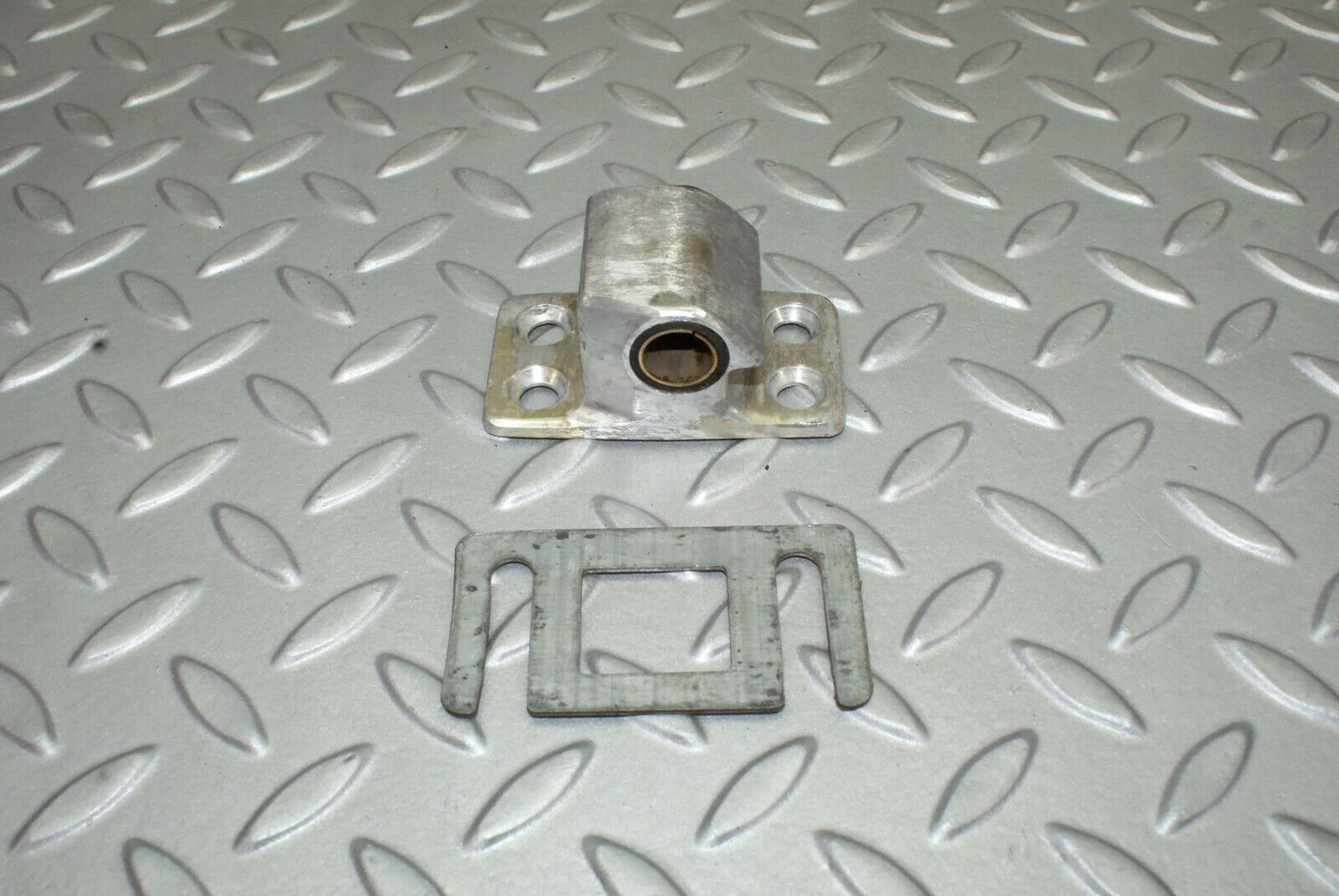 2631 Mercedes-Benz W116 350SE Door Lock Latch Left Side