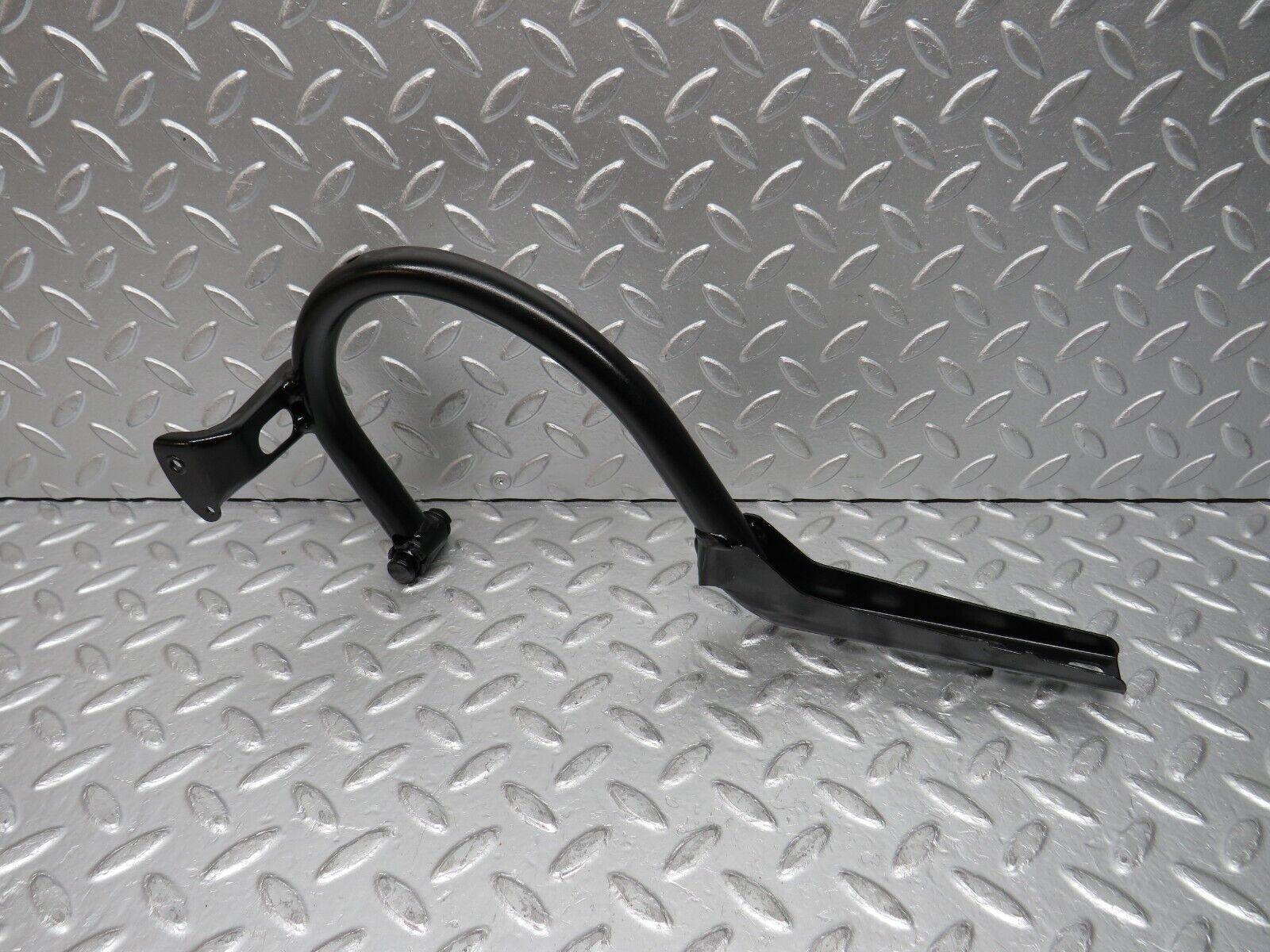 31661 Mercedes-Benz W201 190LE 1.8L Trunk Lid Hinge Right Side