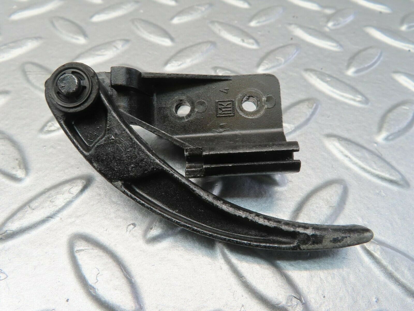 11565 Mercedes-Benz C123 230CE Coupe Hood Opener Bonnet Opener Release