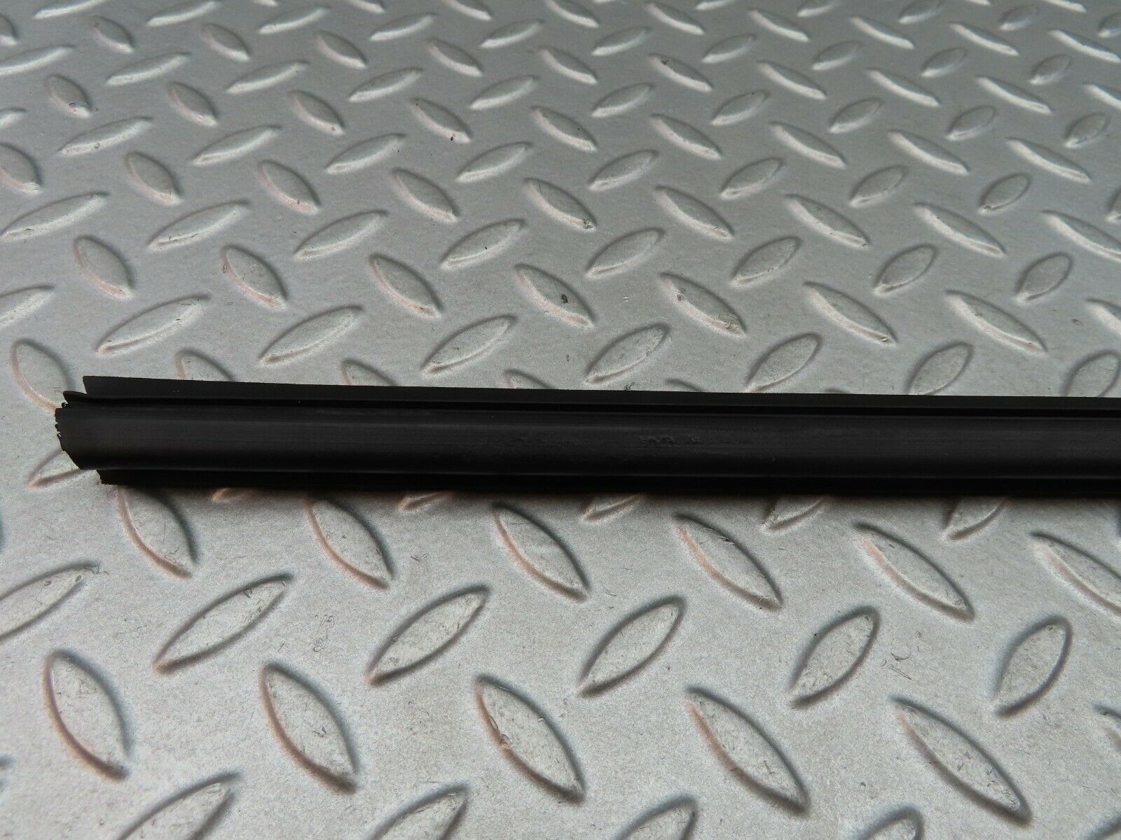 5990 Mercedes-Benz W123 200 Exterior Door Seal Rubber Rear Right