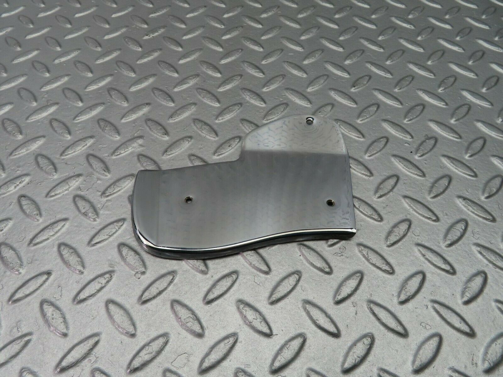 9915 Mercedes-Benz C123 230CE Coupe Right Door Chrome Cover