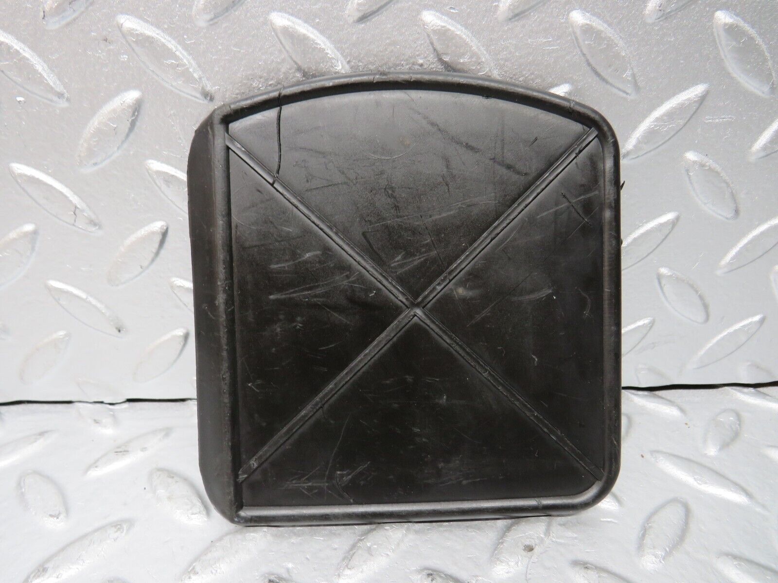 32000 Mercedes-Benz W123 230E Trunk Boot Access Cover Set 1166900027