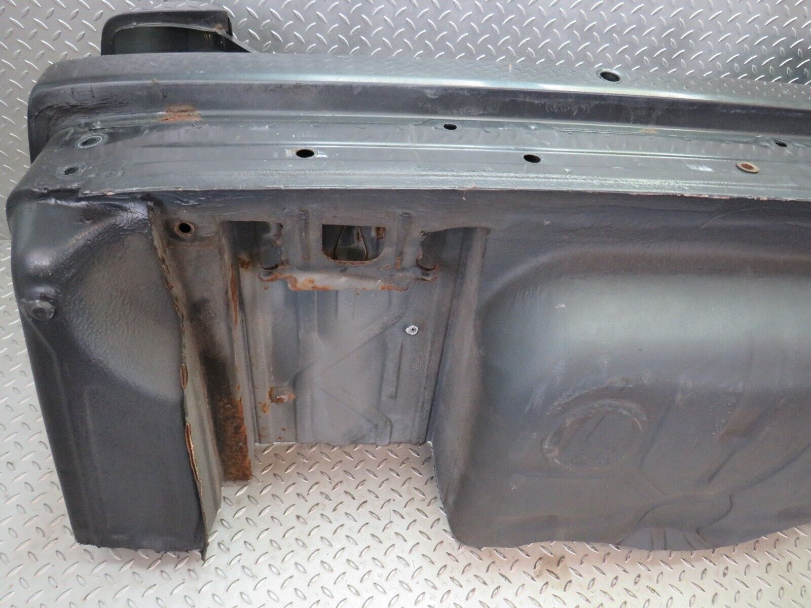 26546 Mercedes-Benz C124 220CE Coupe Complete Rear Panel