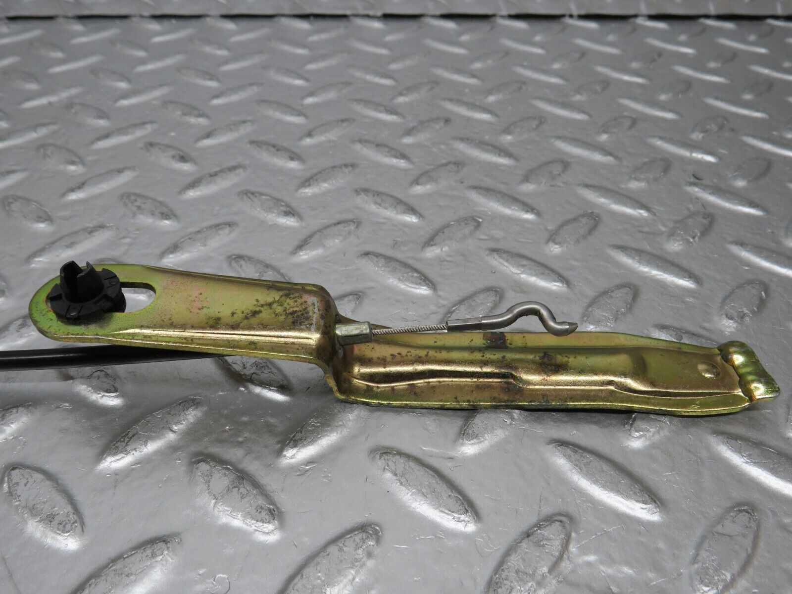 24914 Mercedes-Benz W140 S320 Front Right Door Lock Cable 1407600404