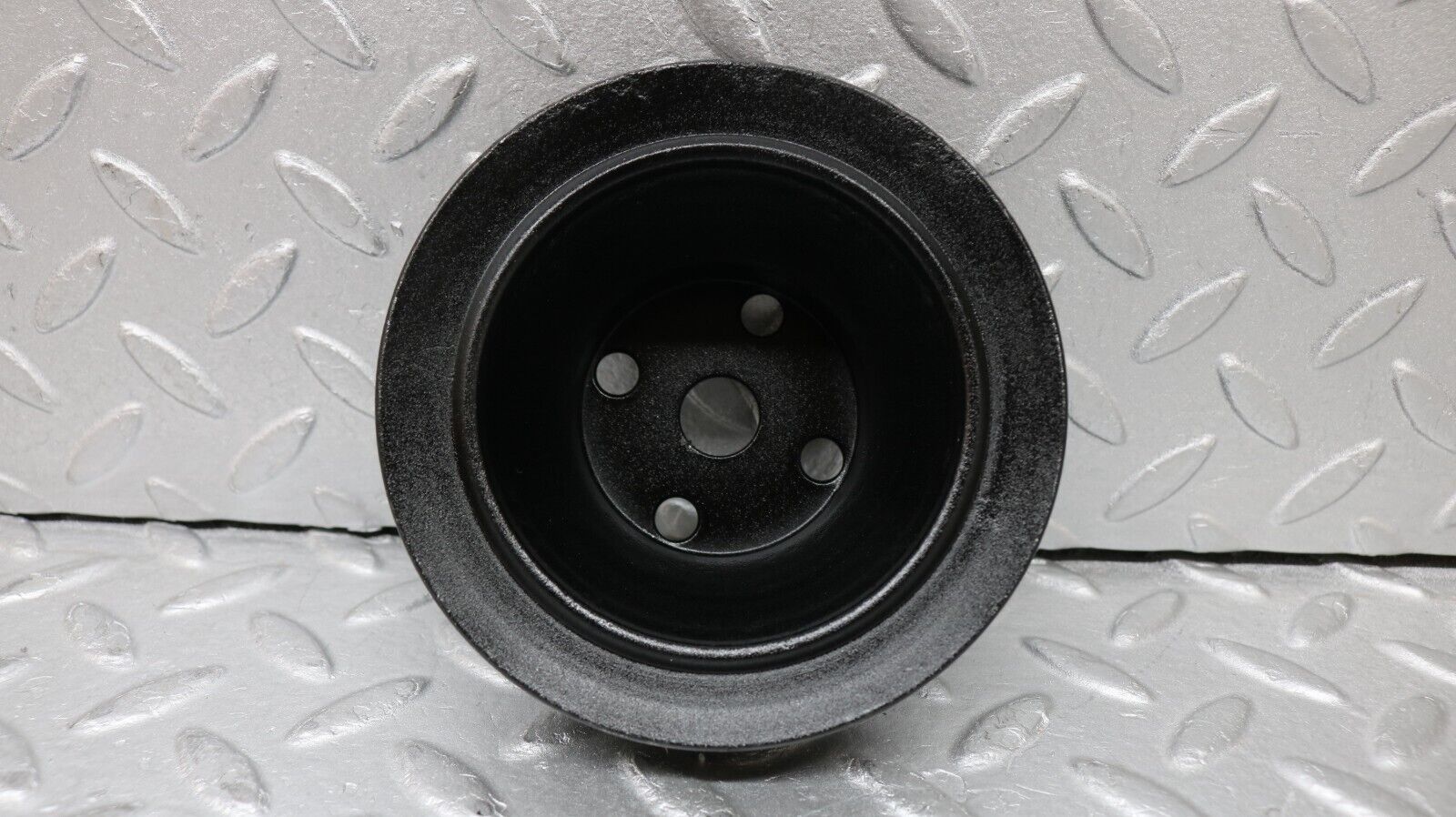 37203 Mercedes-Benz C126 420SEC Coupe Water Pump Pulley 1162000405