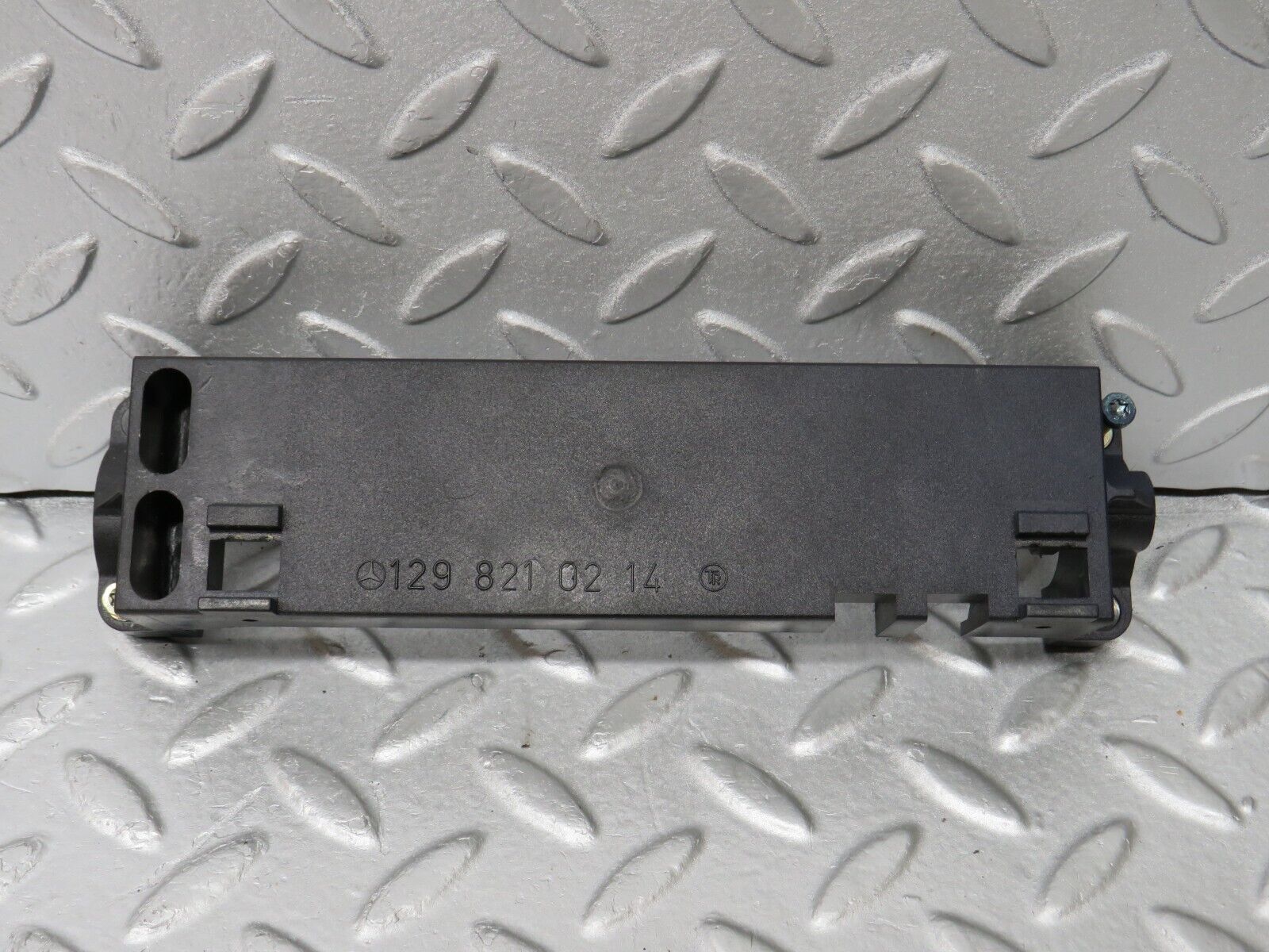 36818 Mercedes-Benz R129 300SL-24 Front Right Seat Trim Cover 1298210214