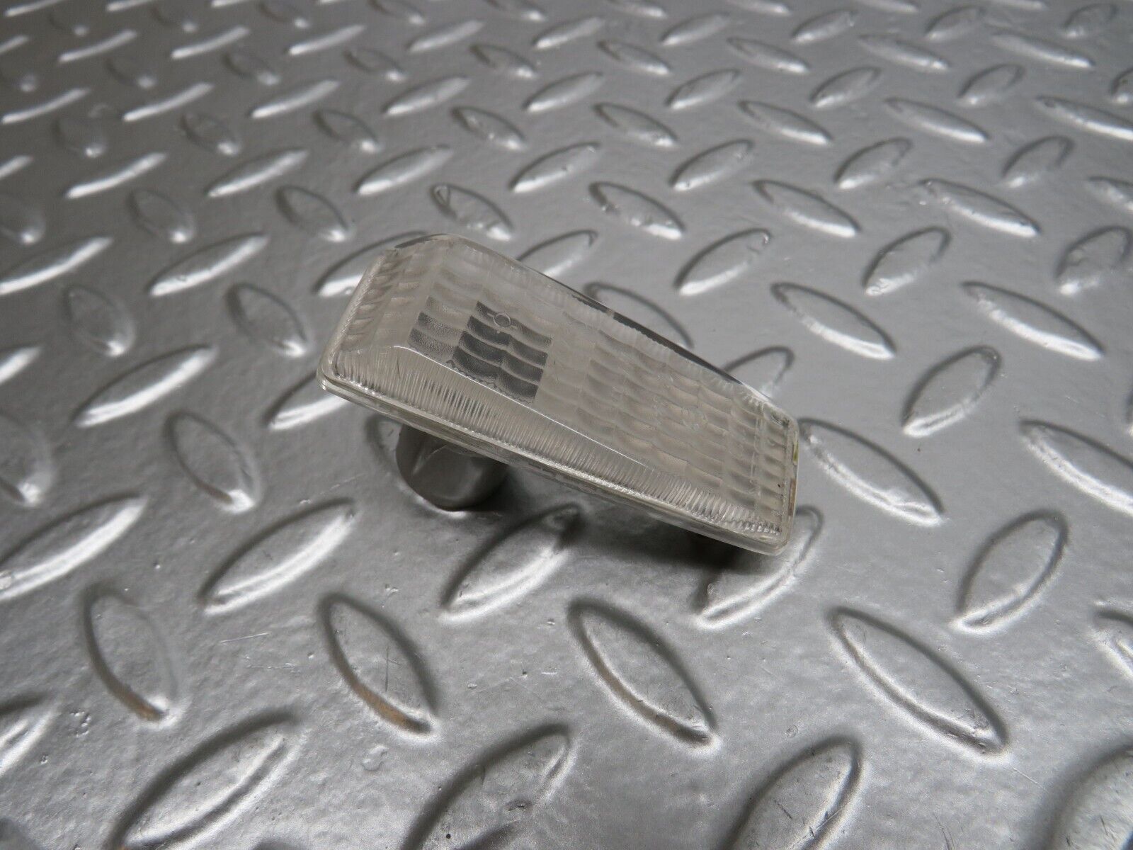 24689 Mercedes-Benz W140 S320 Wing Indicator Slider