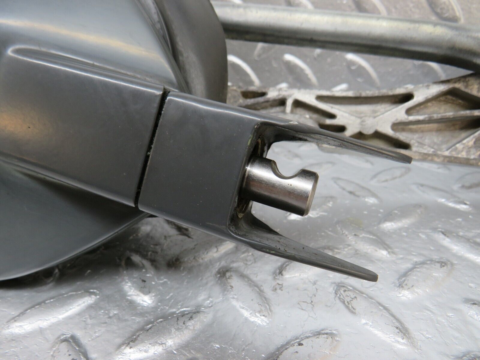 34165 Mercedes-Benz W124 260E Wiper Mechanism Linkage Bosch