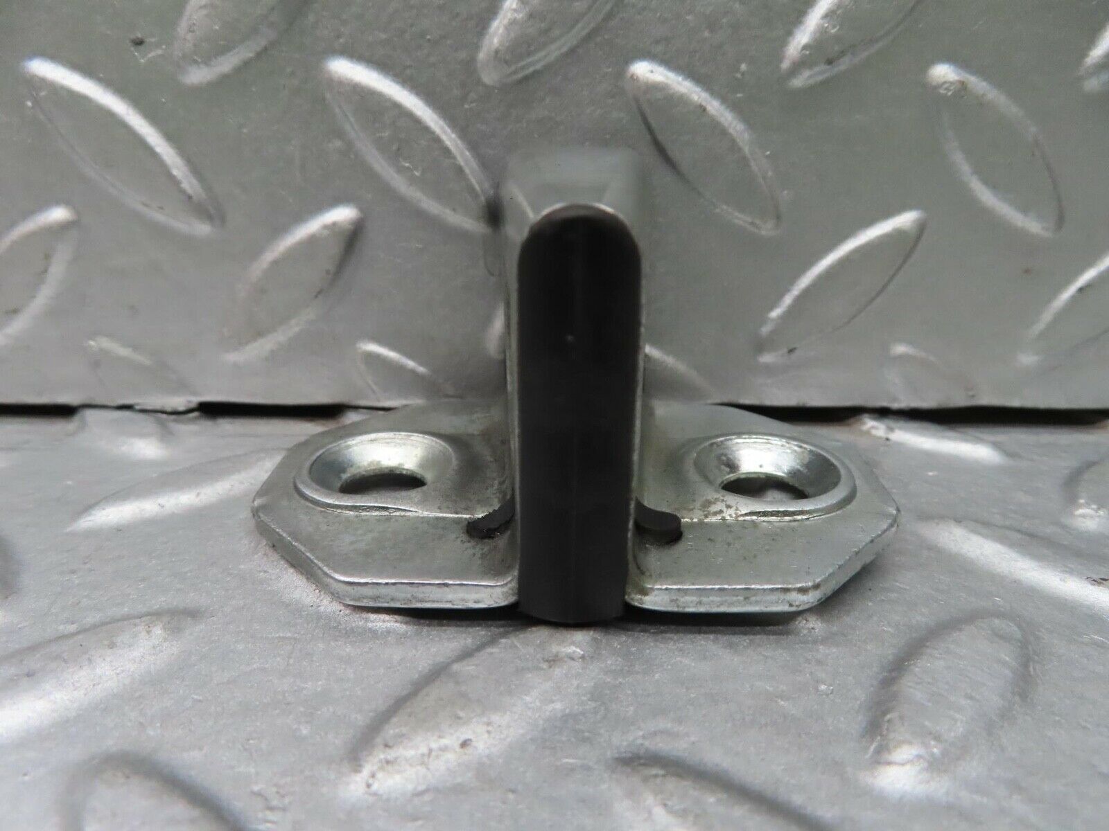 14881 Mercedes-Benz W140 S320 Door Lock Latch Right Side