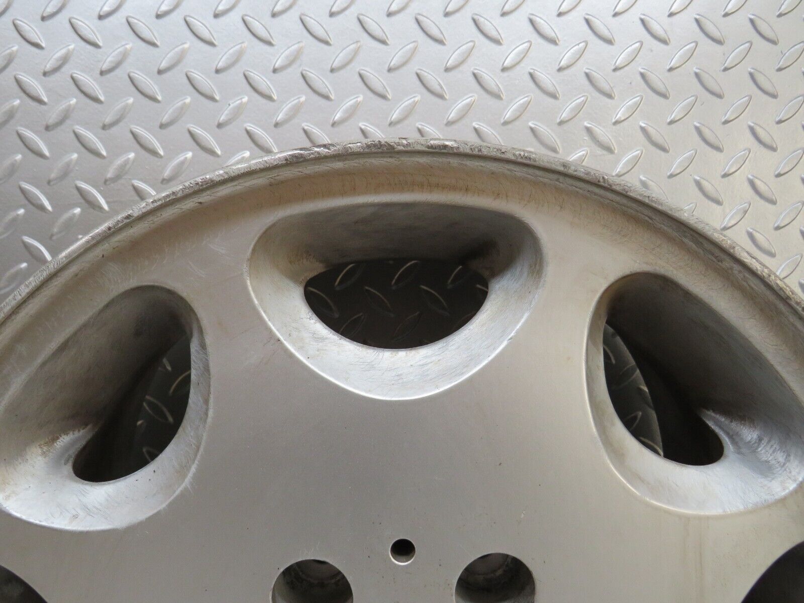 27472 Mercedes-Benz C124 220CE Coupe Alloy Wheel 6.5Jx15H2 ET44 1244011202