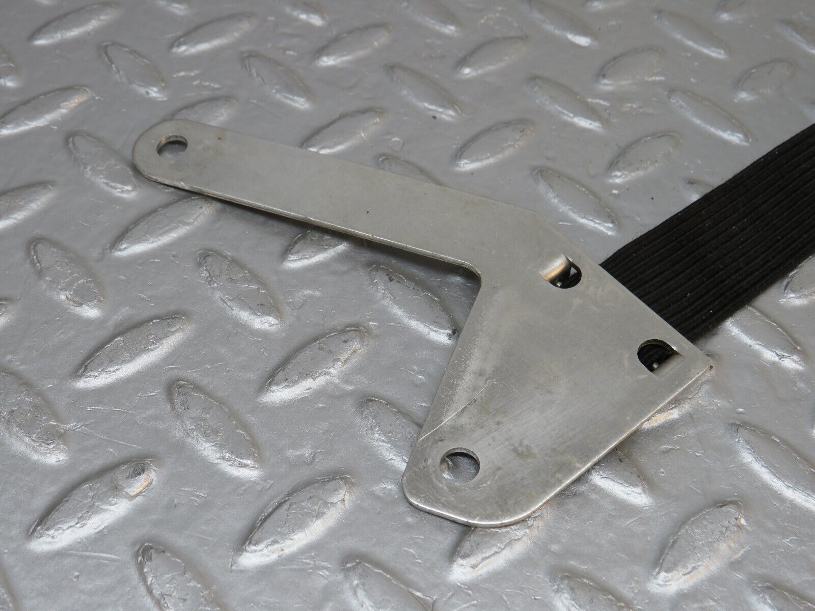 38251 Mercedes-Benz R129 280SL Coupe Wind Deflector Cover Right 1298600210