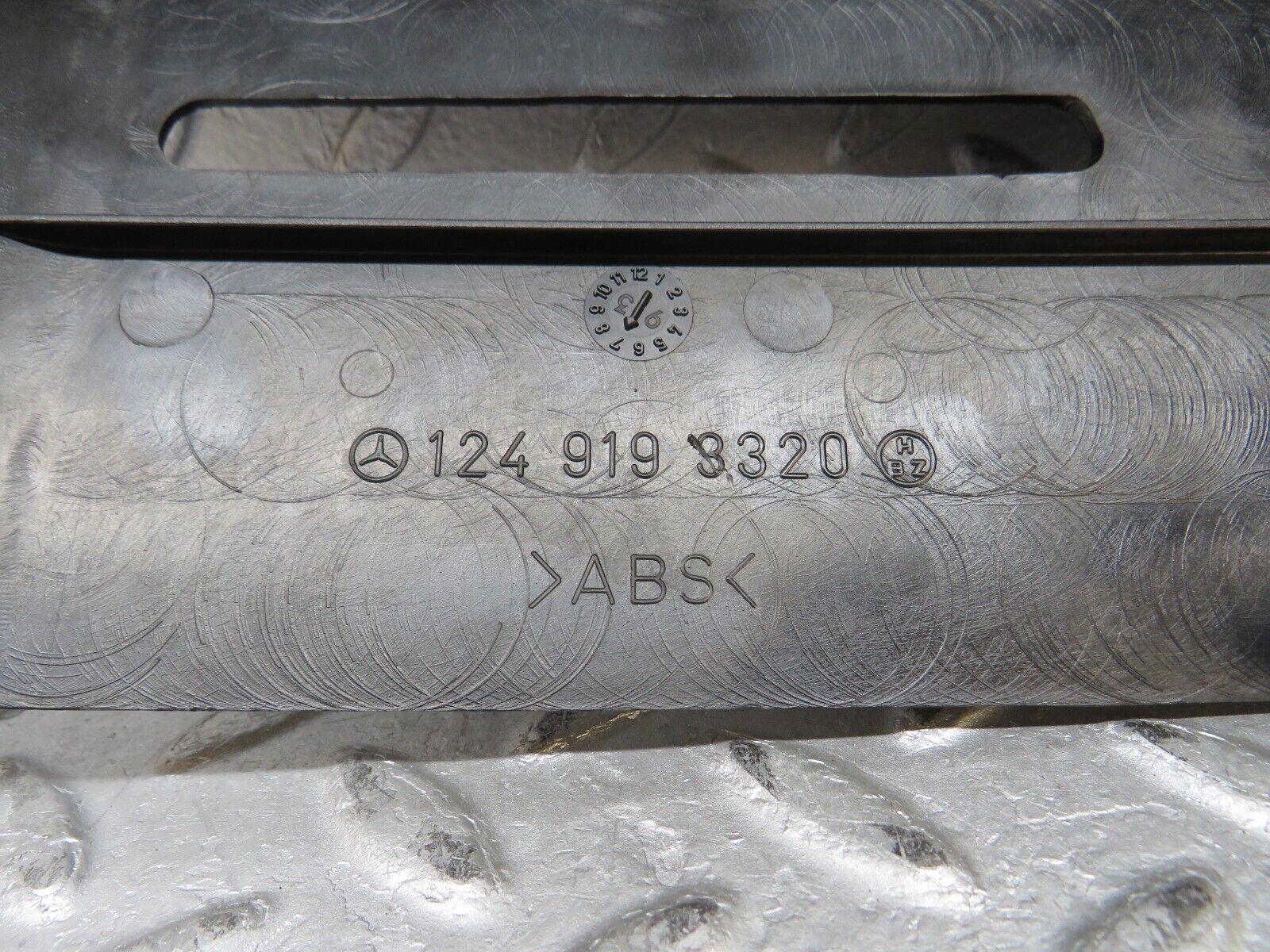 37960 Mercedes-Benz A124 320E Cabriolet Seat Front Cover Trim Black 1249193320