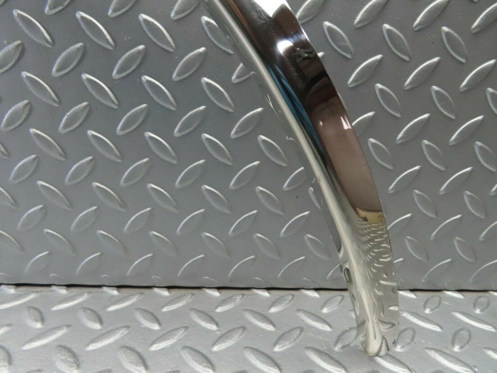 10027 Mercedes-Benz C123 230CE Coupe Wheel Arch Chrome Fender Wing Trim Front Right