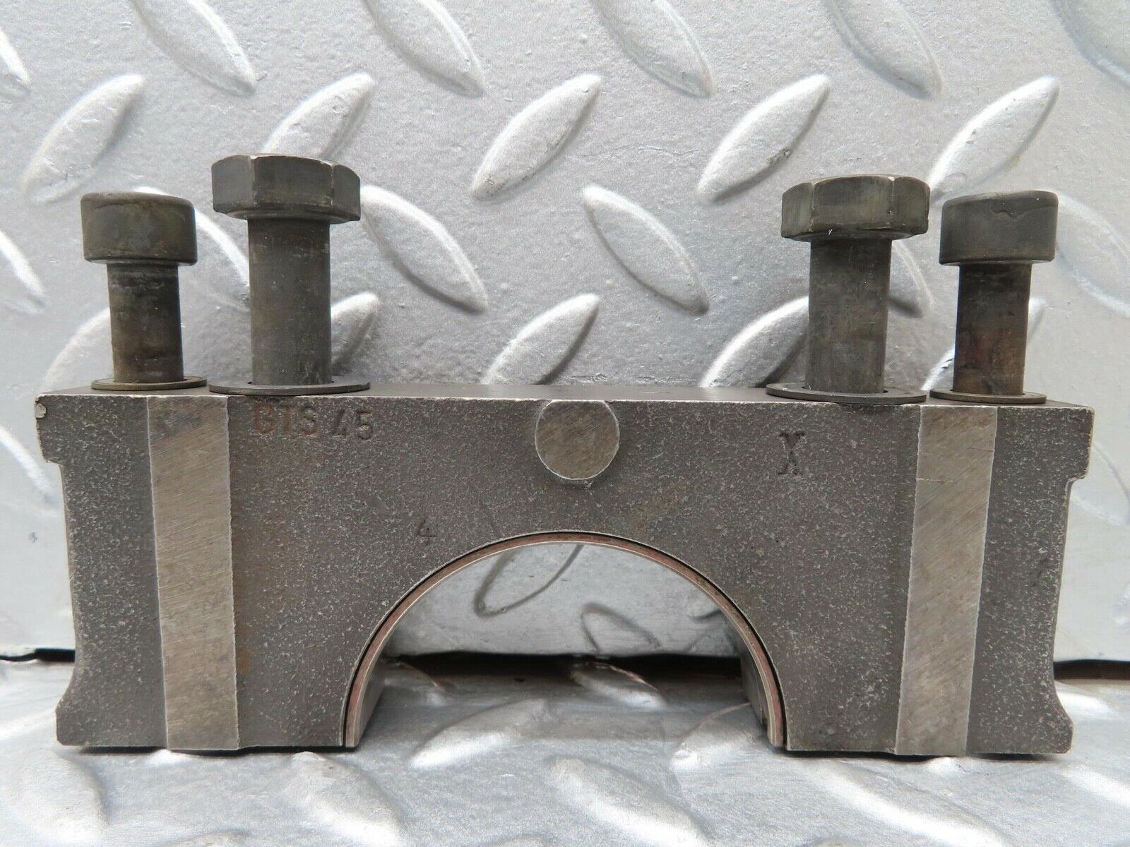 16543 Mercedes-Benz C107 350SLC Coupe Crankshaft Bearing Holder Block 1160110312