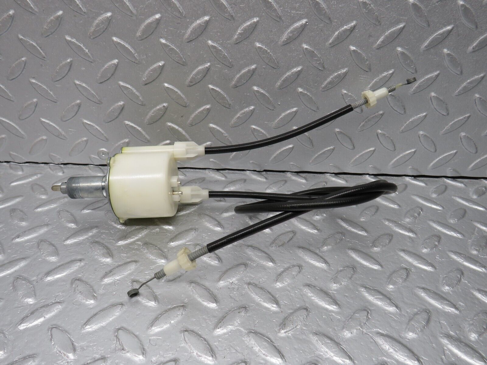 38034 Mercedes-Benz A124 320E Cabriolet Heater Control Unit Switch 1248300185